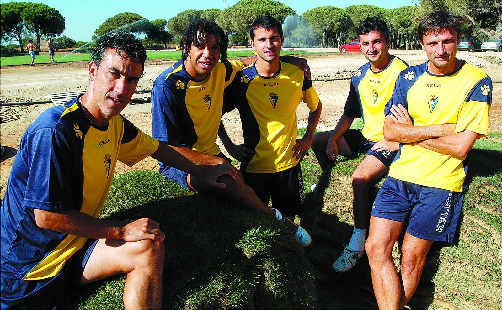 Iván Ania, en el centro de la imagen, posa junto a Oli, Benjamín Zarandona, Roberto Suárez y De Quintana. Iván Ania, en el centro de la imagen, posa junto a Oli, Benjamín Zarandona, Roberto Suárez y De Quintana.