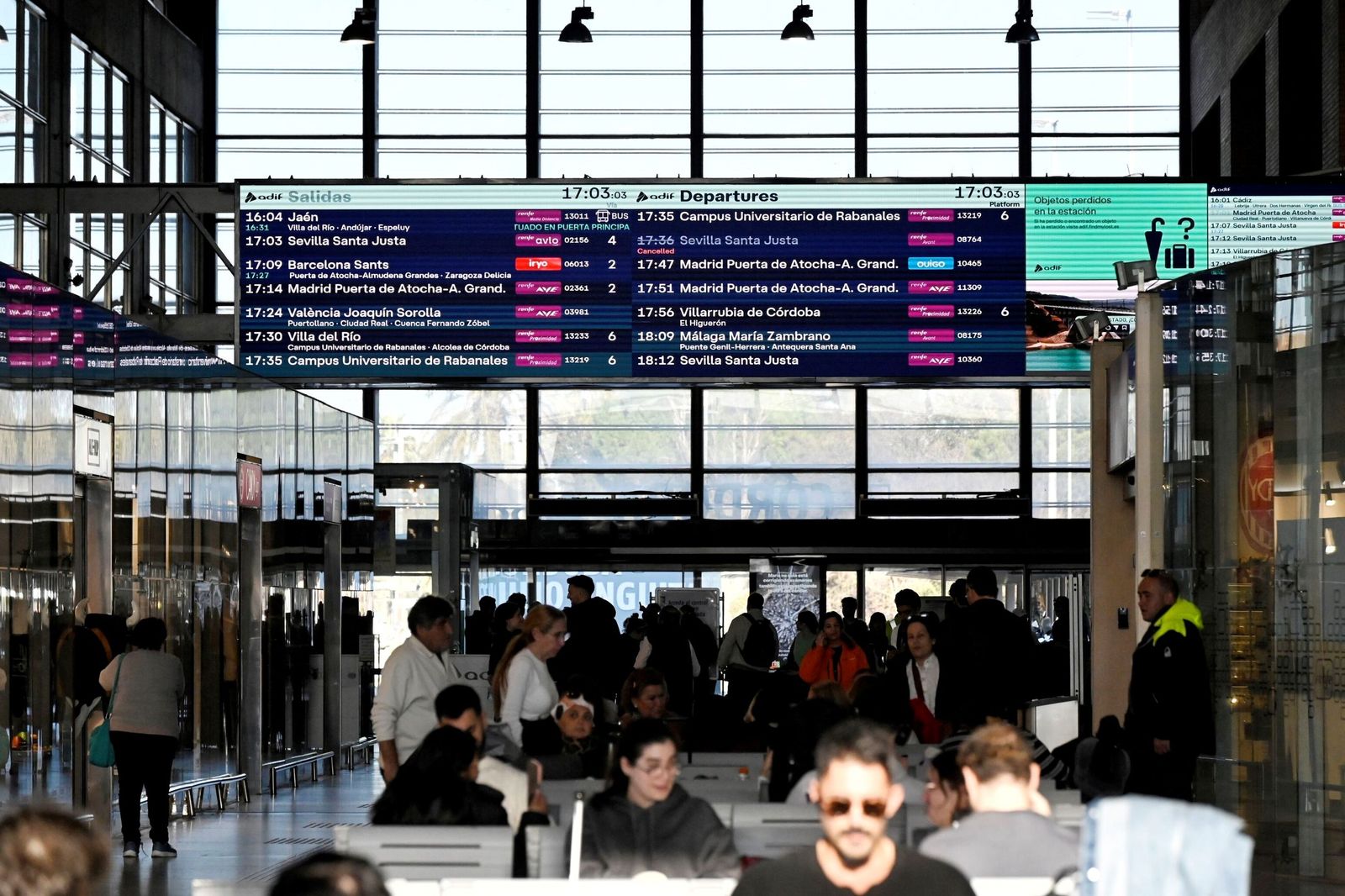La estación de tren de Córdoba recupera la normalidad