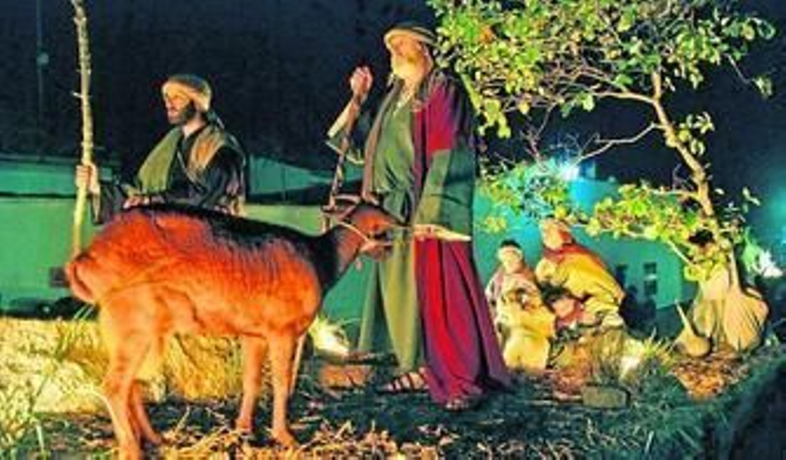 Una de las escenas bíblicas representadas en la Cabalgata de Reyes de Linares de la Sierra.