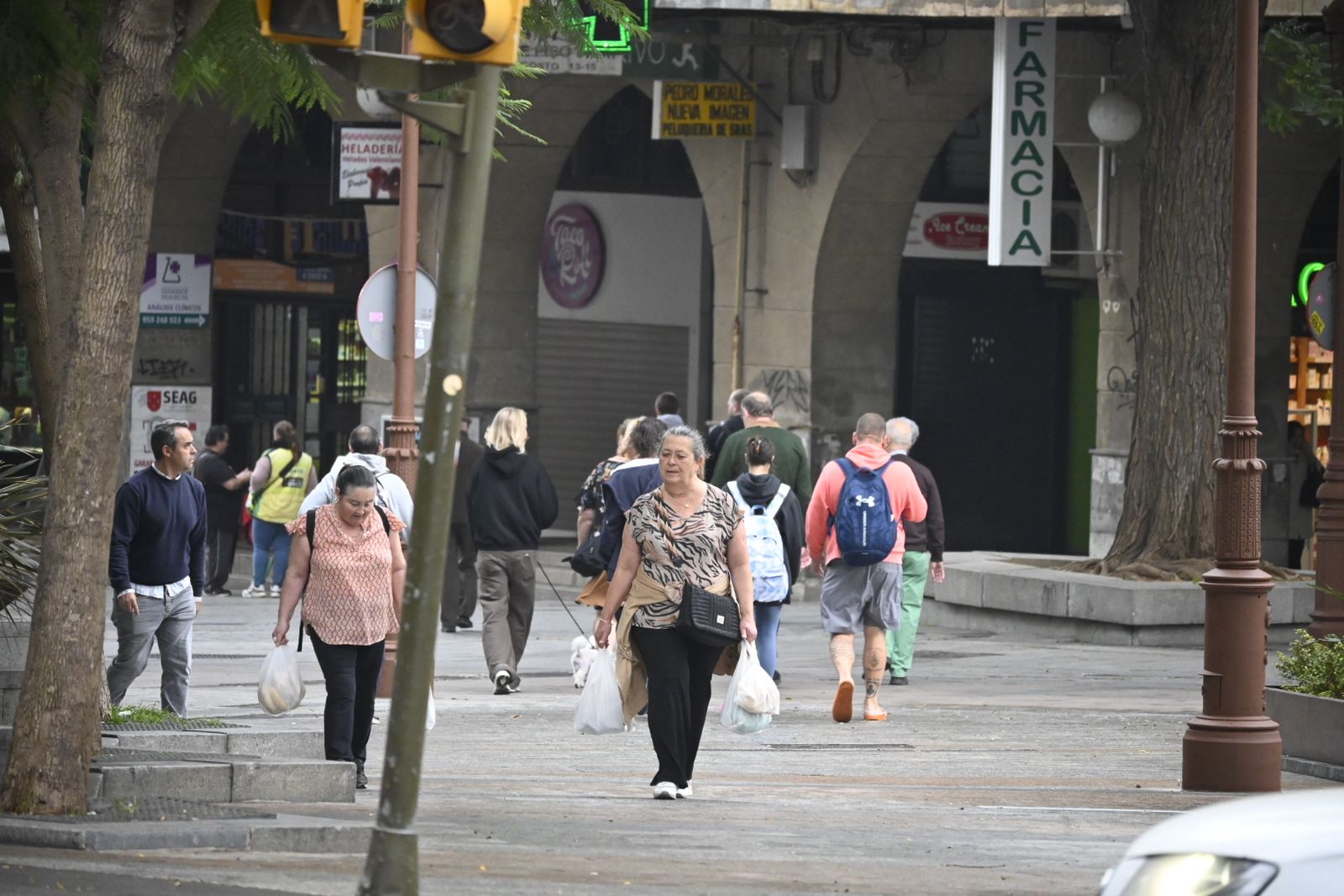 Imágenes de ambiente del viernes 8 de nobiembre en Huelva