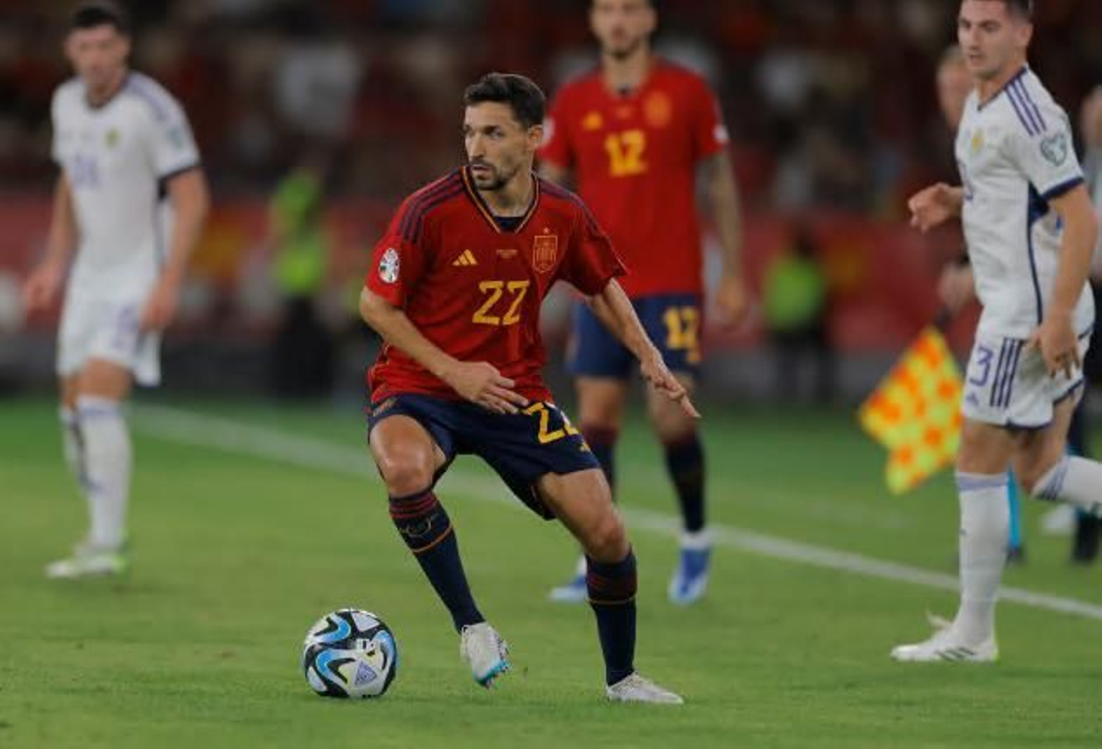 Jesús Navas, durante el partido de España en Sevilla.