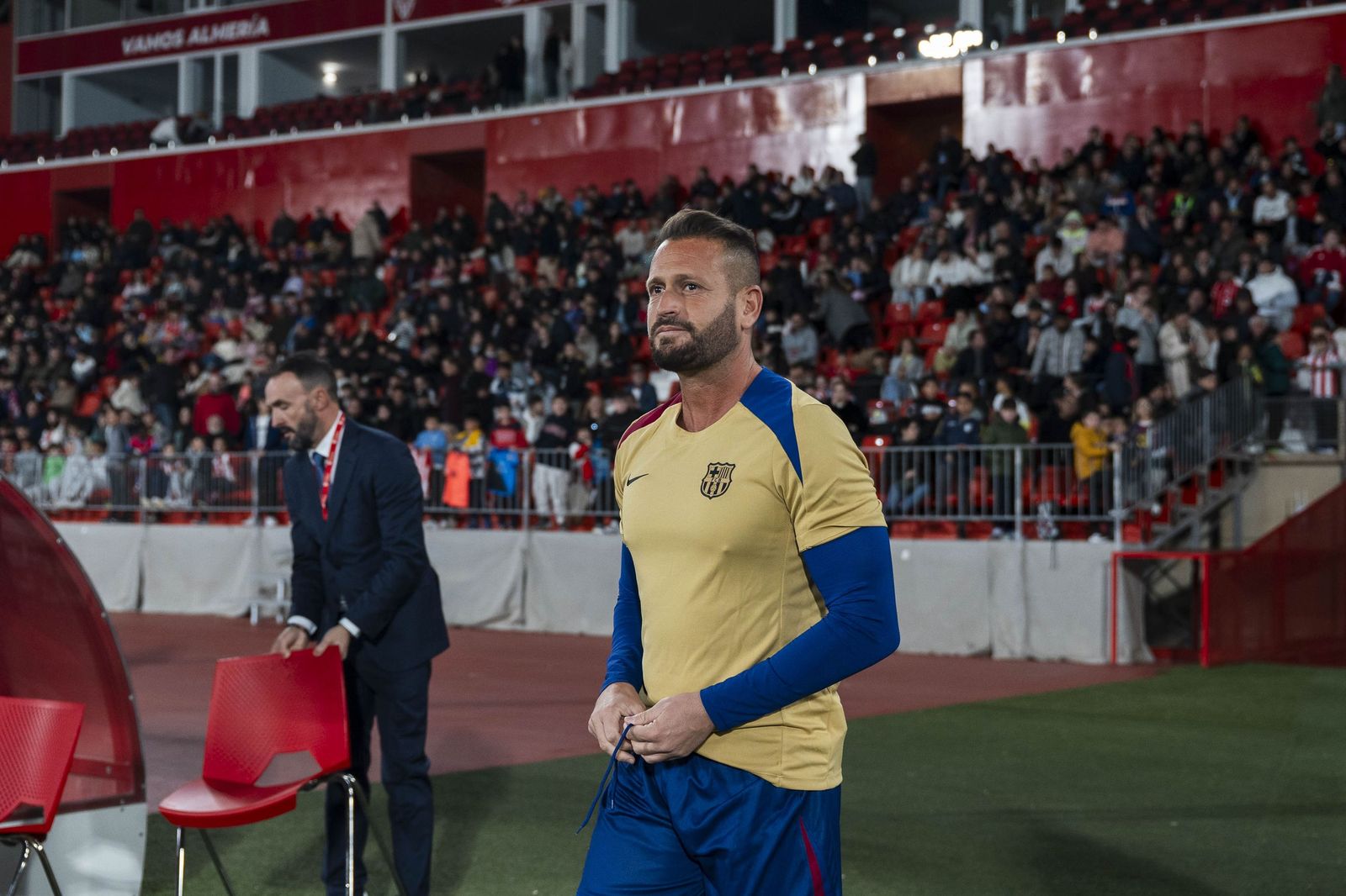 Fotogalería del partido homenaje a Guillermo Blanes entre los veteranos de la UD Almería y el FC Barcelona