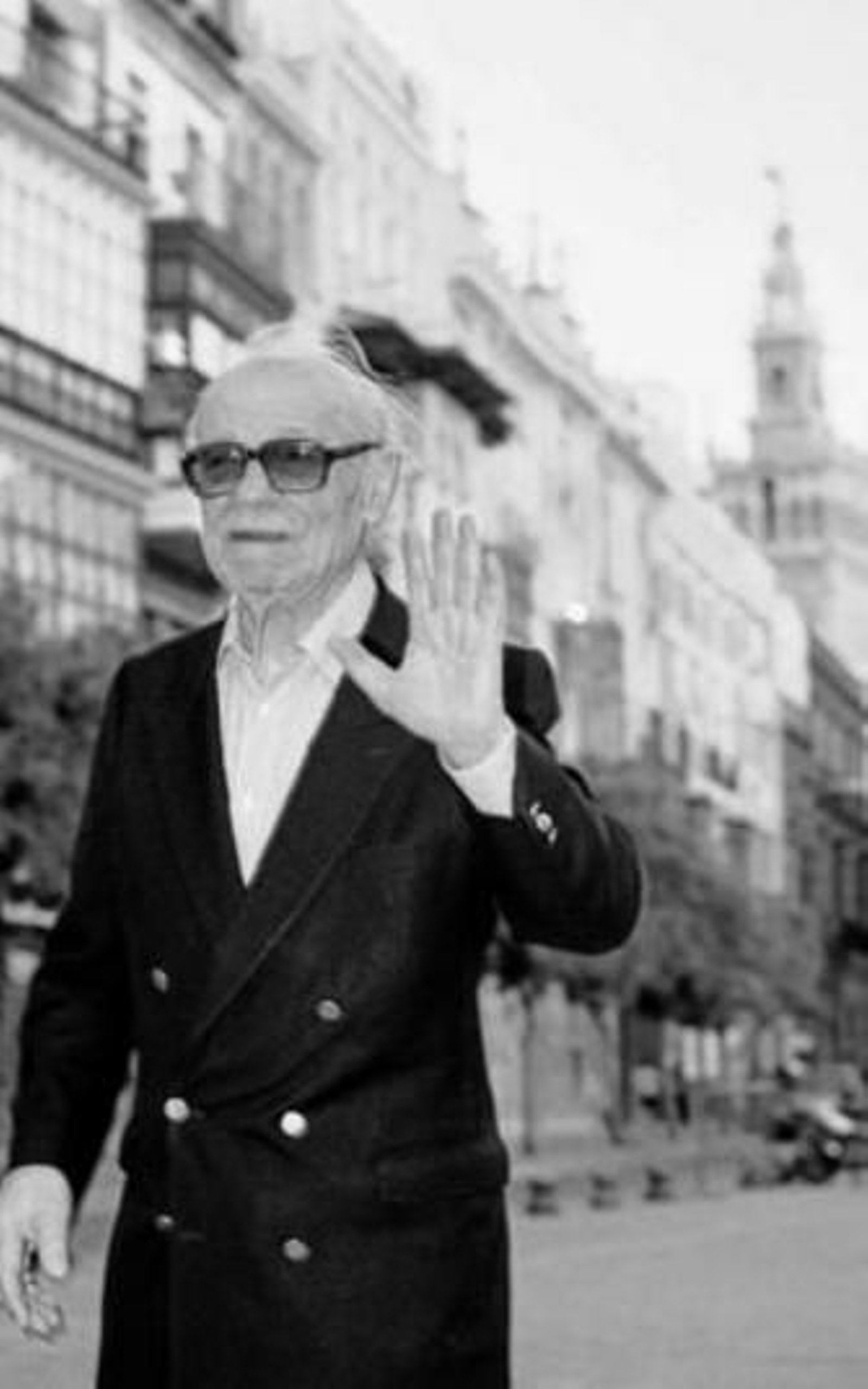 Sábato, durante su visita a la Feria del Libro de Sevilla de 2002.