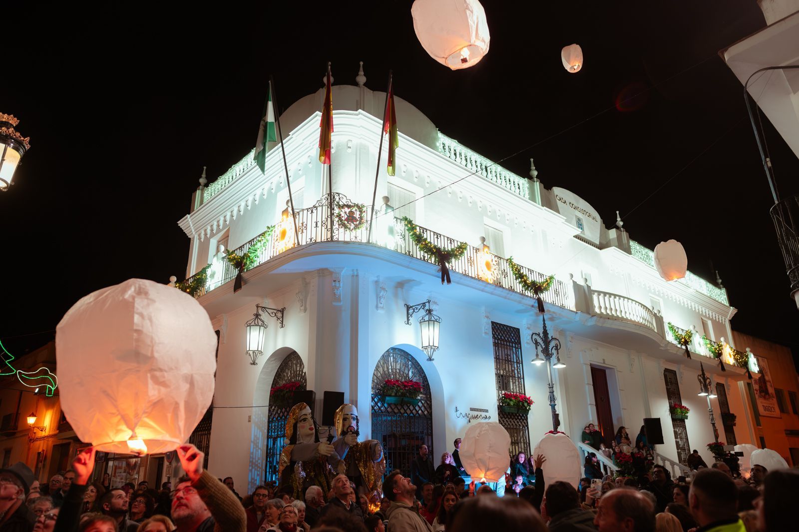 Espectáculo de lámparas en Trigueros.
