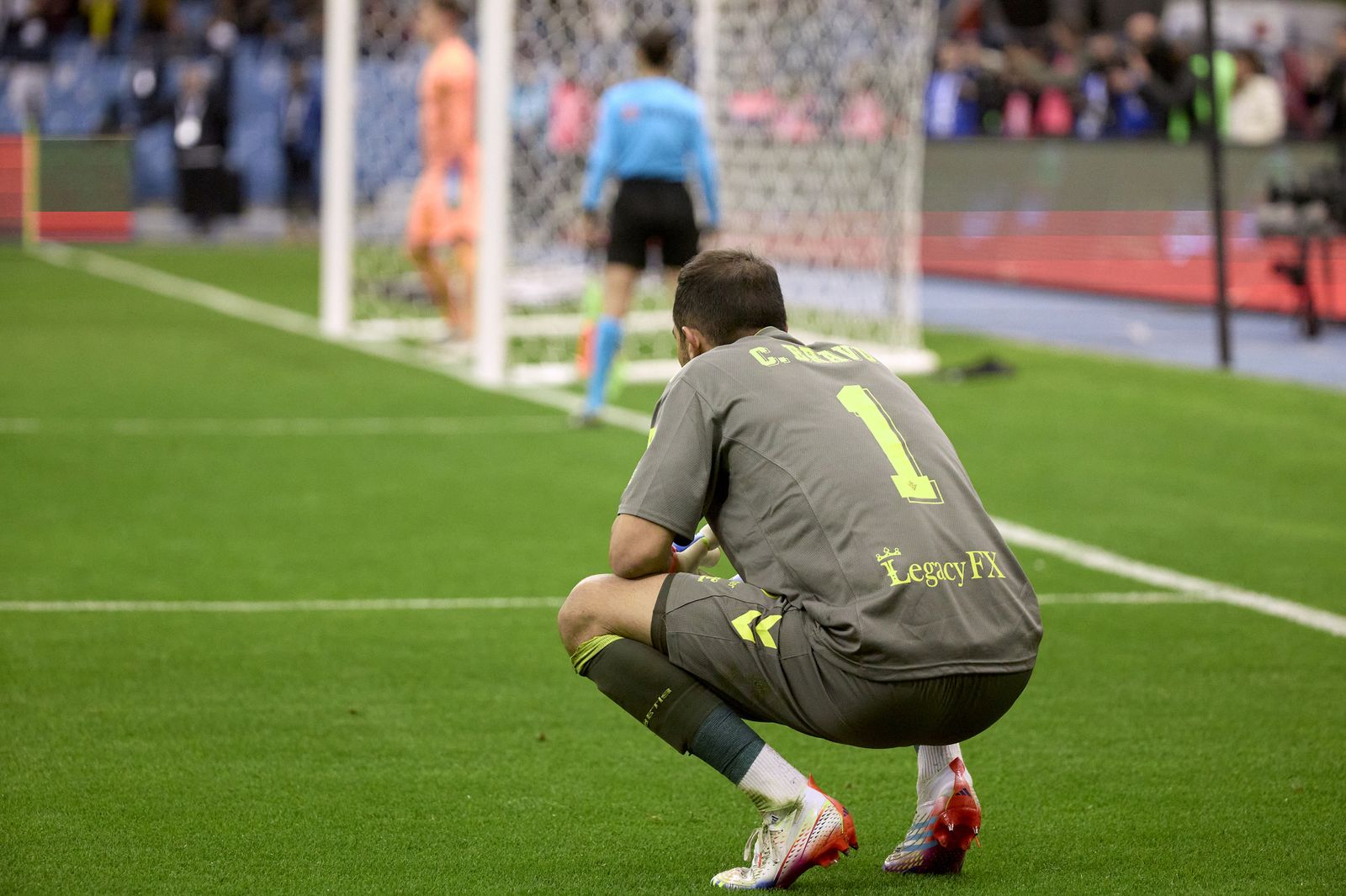 Las fotos de la prórroga y los penaltis del Betis - Barcelona