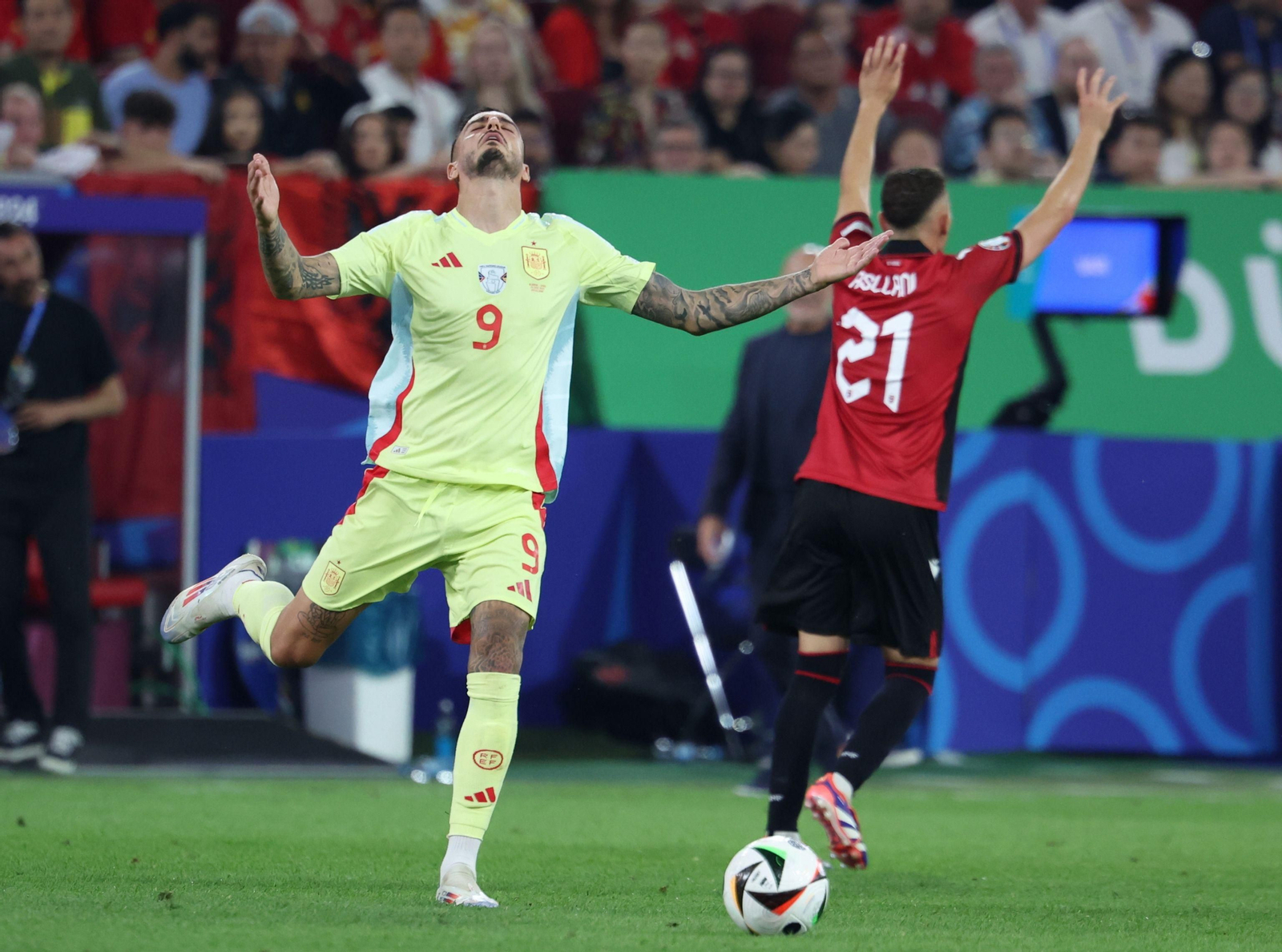 Las fotos del Albania - España