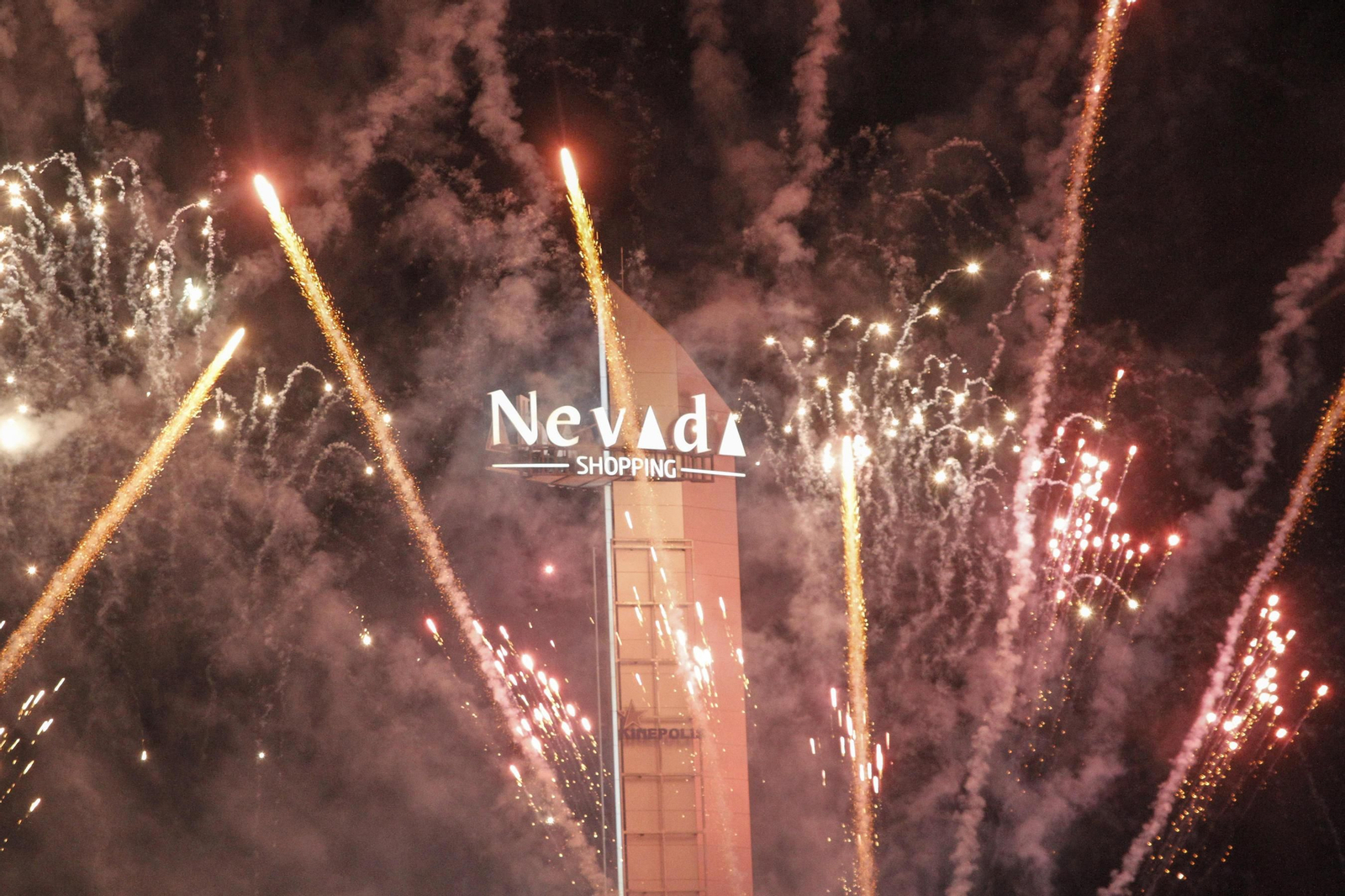 Fiesta en Granada por la apertura del Nevada