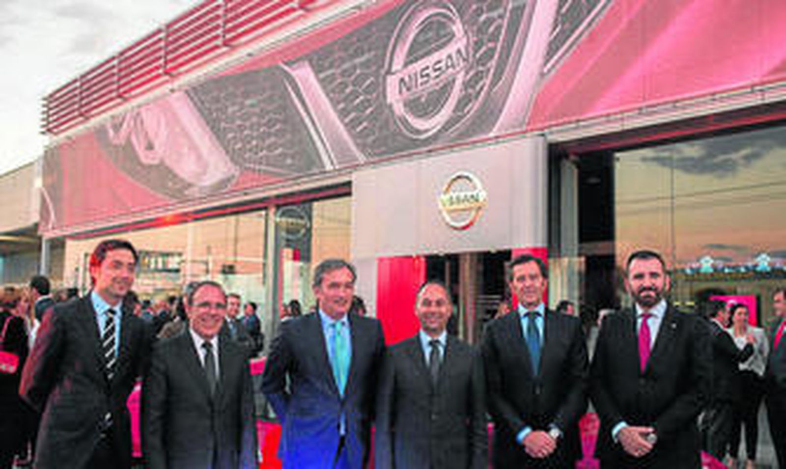 DIVESAN SEVILLA Nuevo concesionario oficial Nissan