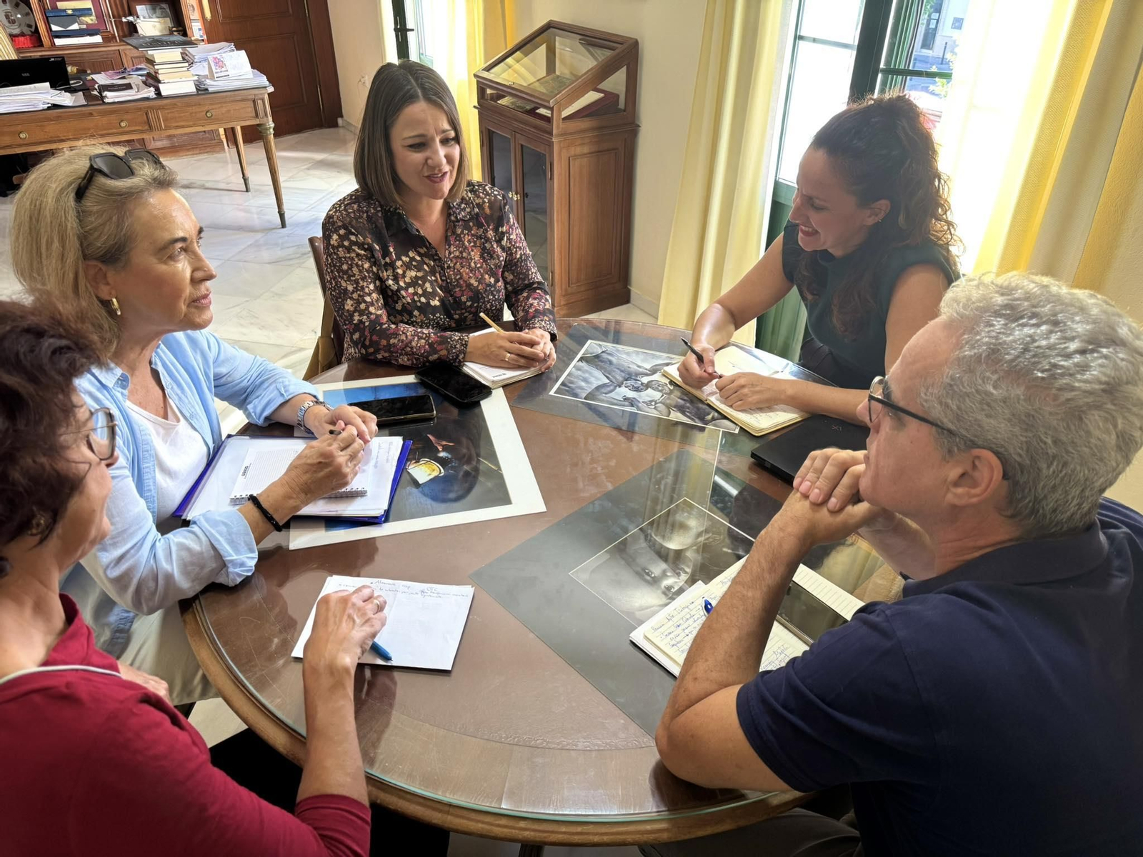 Reunión para avanzar en la constitución de una Comunidad Energética Local.