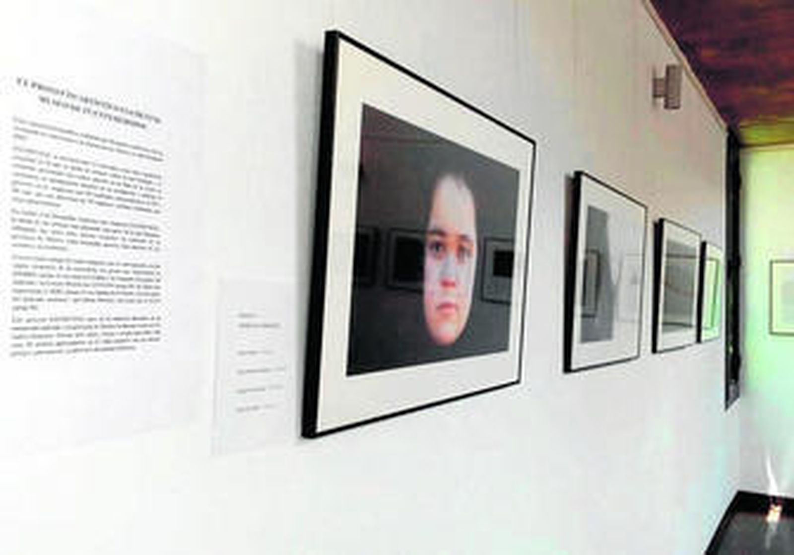 Algunas de las fotografías que conforman la muestra colectiva.