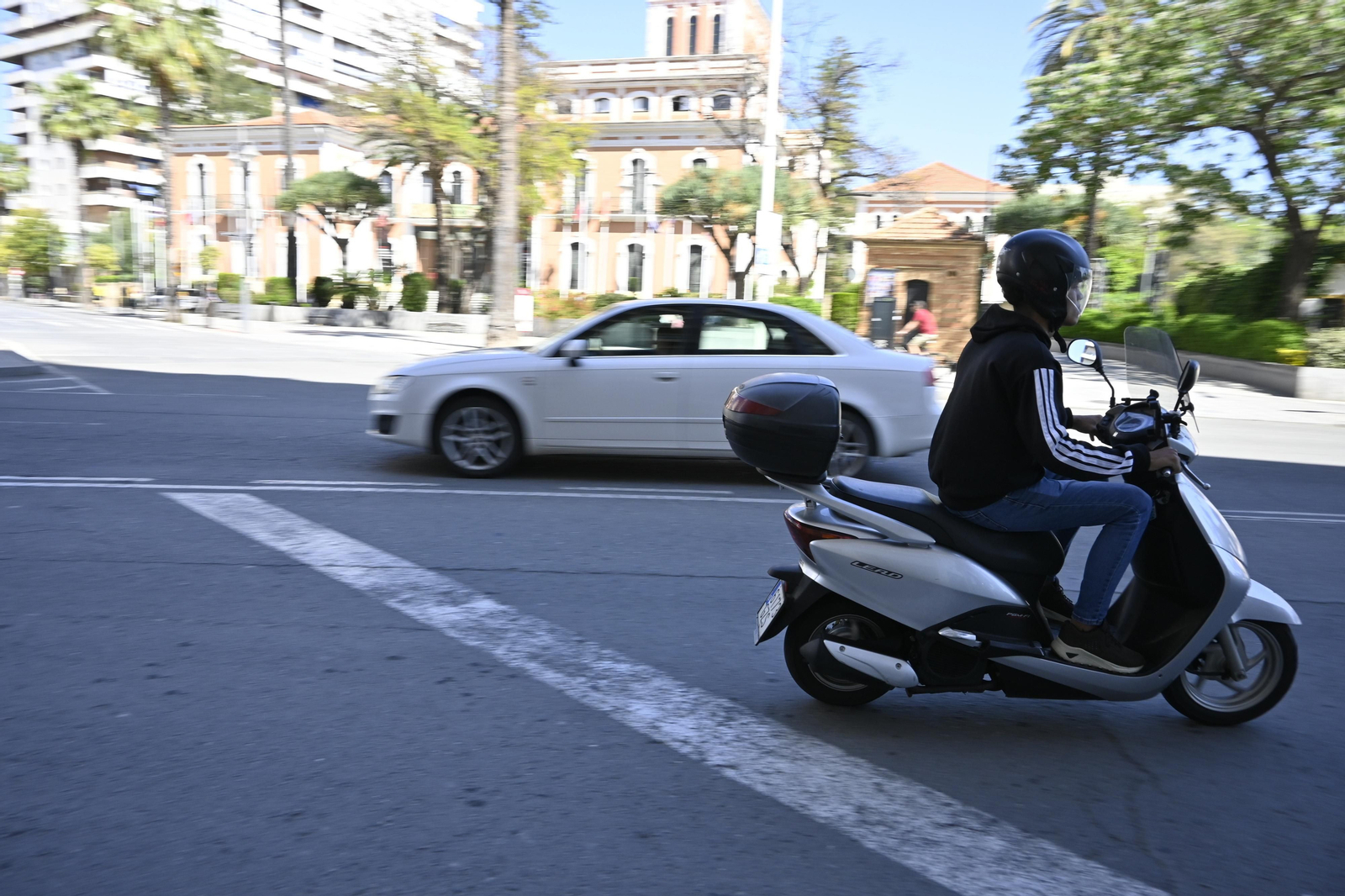 Imágenes del martes 14 de abril, en Huelva