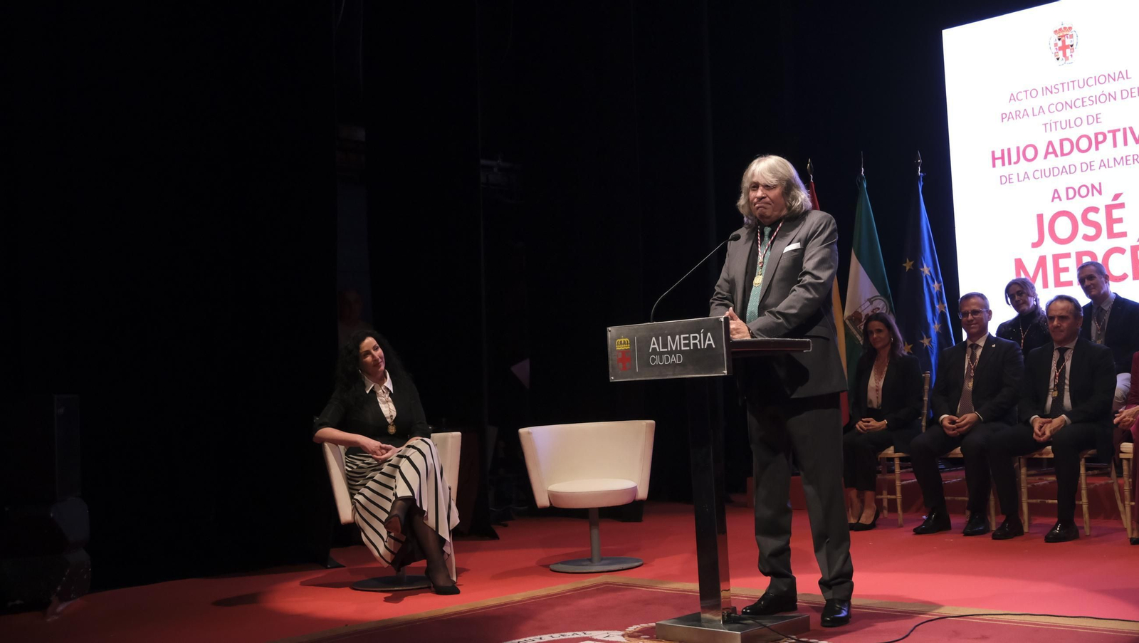 El cantaor José Mercé ya es Hijo Adoptivo de la Ciudad de Almería, en imágenes