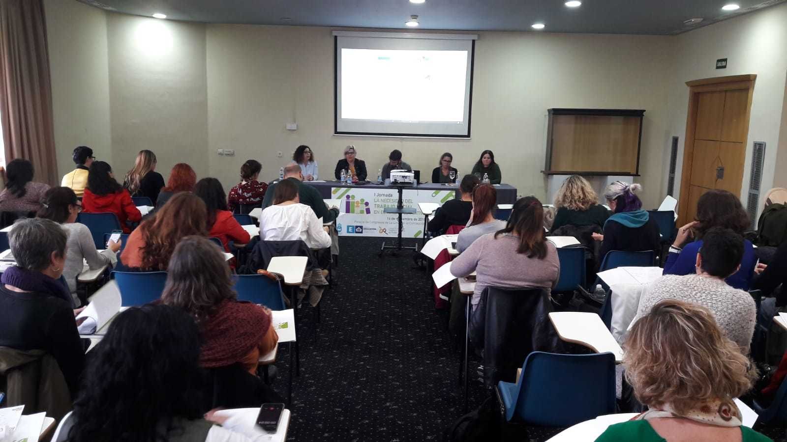 Un momento de la jornada educativa celebrada en La Línea.