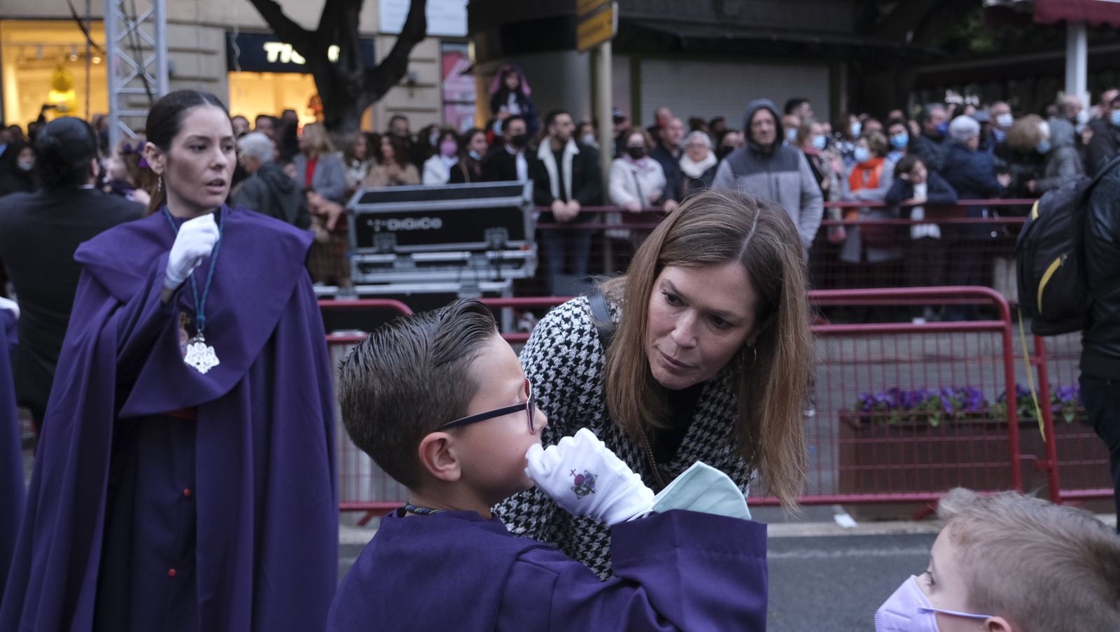 Procesión del Encuentro en Almería, en imágenes.