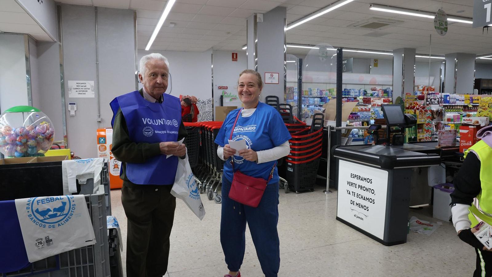 1.500 voluntarios se vuelcan en la Gran Recogida.