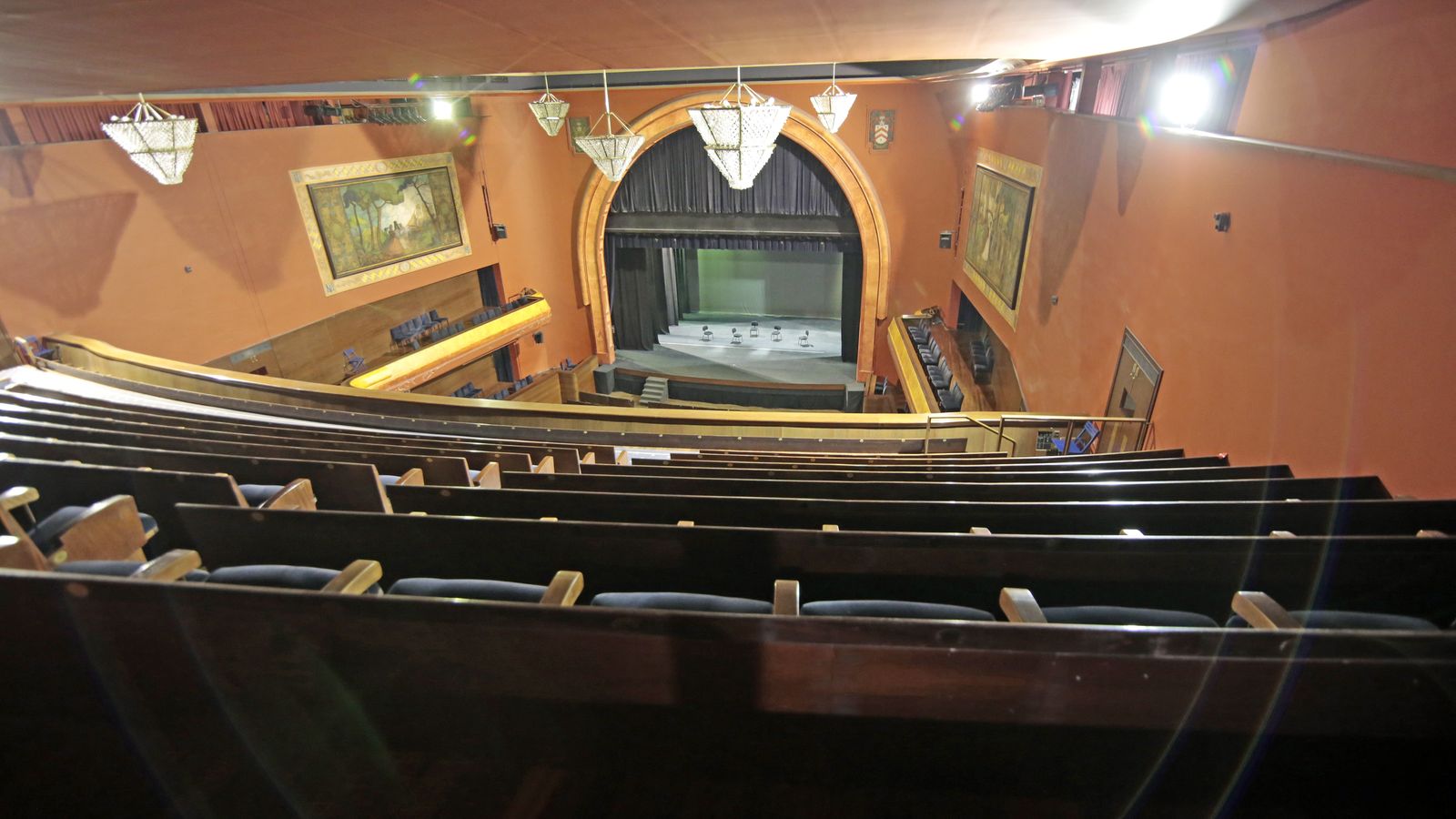 Imágenes de las visitas teatralizadas al teatro Villamarta