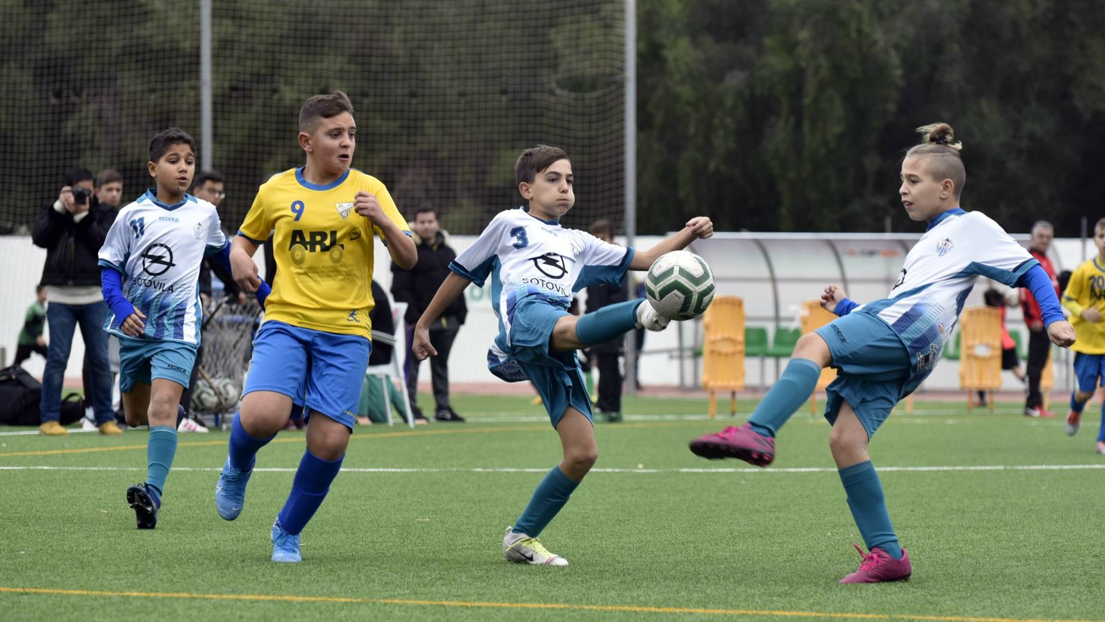 Las mejores fotos del XII Torneo de Navidad de futbol base AD Taraguilla