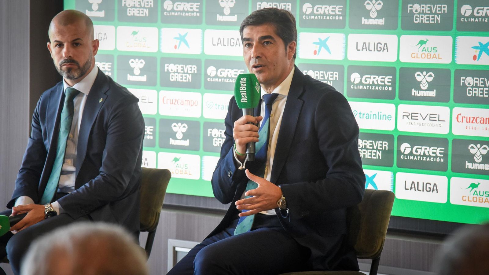 Manu Fajardo y Ángel Haro, en una comparecencia pública.