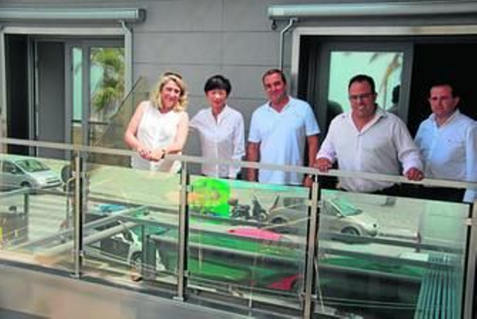 Autoridades y propietarios recorrieron las instalaciones del nuevo alojamiento.