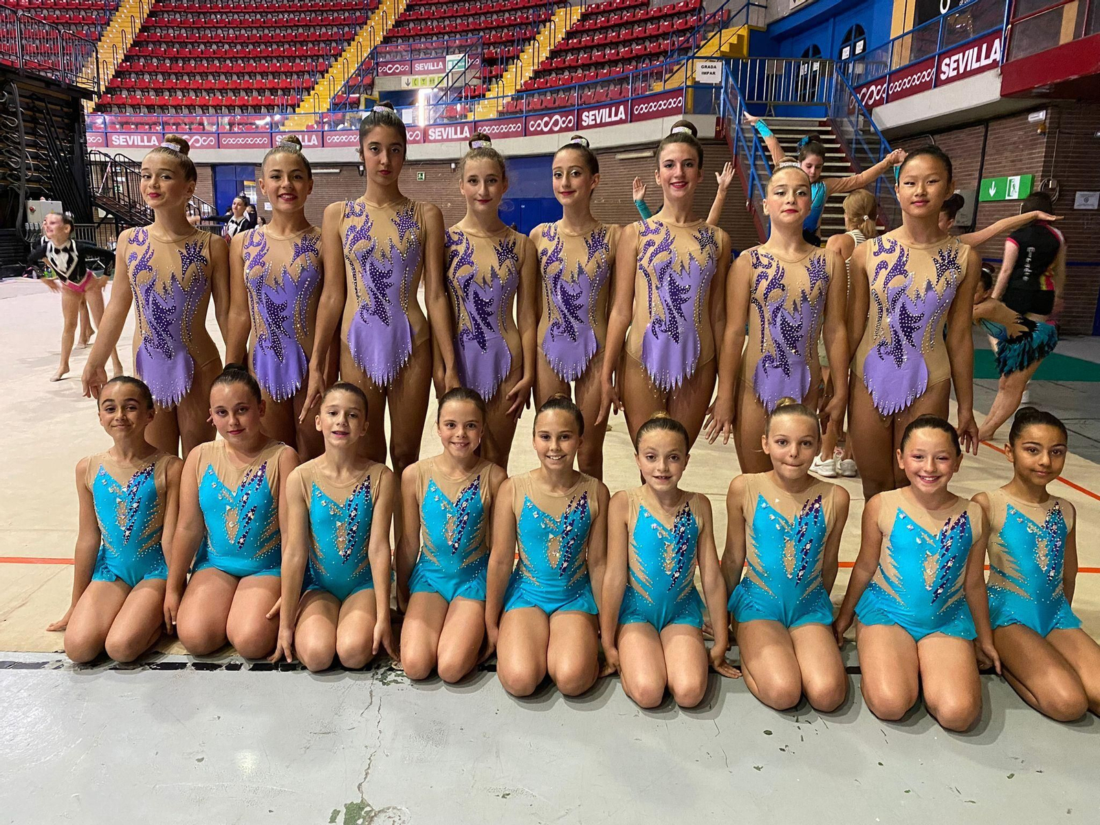 Los equipos junior y mini de San Roque