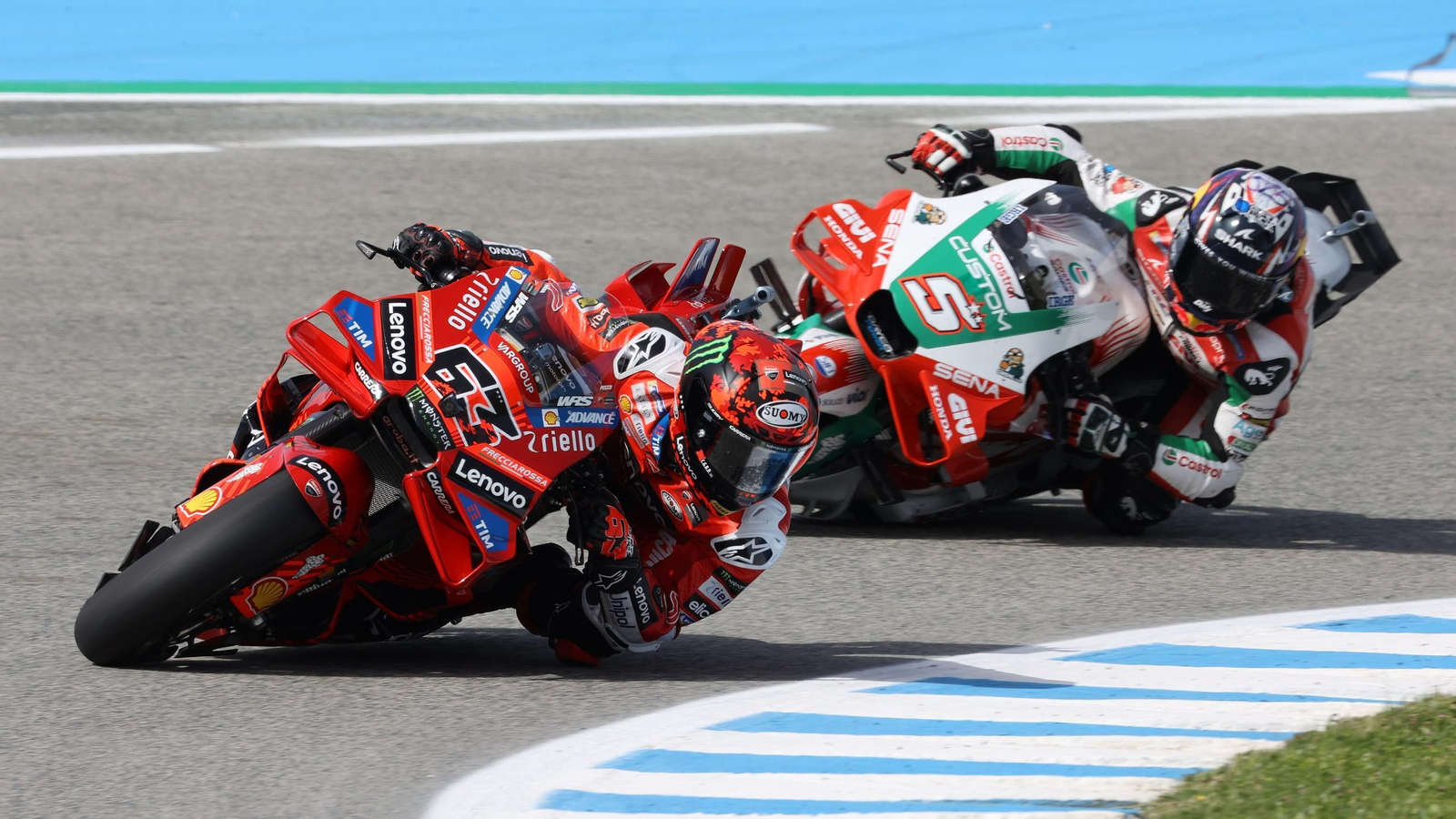 Imágenes de los entrenamientos de MotoGP del Viernes en Jerez