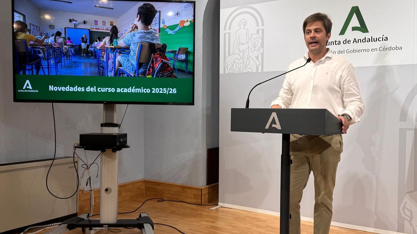 El delegado de Desarrollo Educativo, Diego Copé.