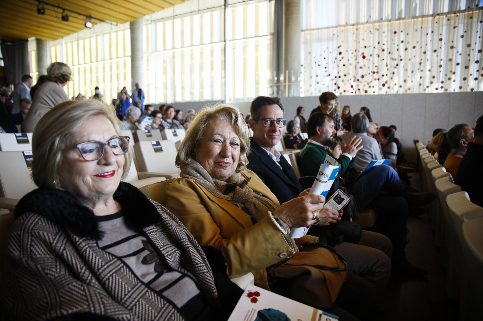 Imágenes del concierto de ópera y zarzuela de la OCAL en el auditorio de Cajamar en el PITA