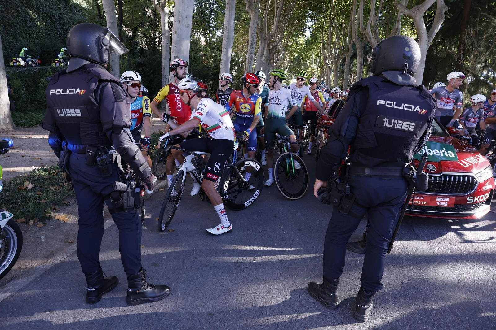 Las fotos de la protestas propalestinas que han obligado a cancelar la última etapa de la Vuelta a España