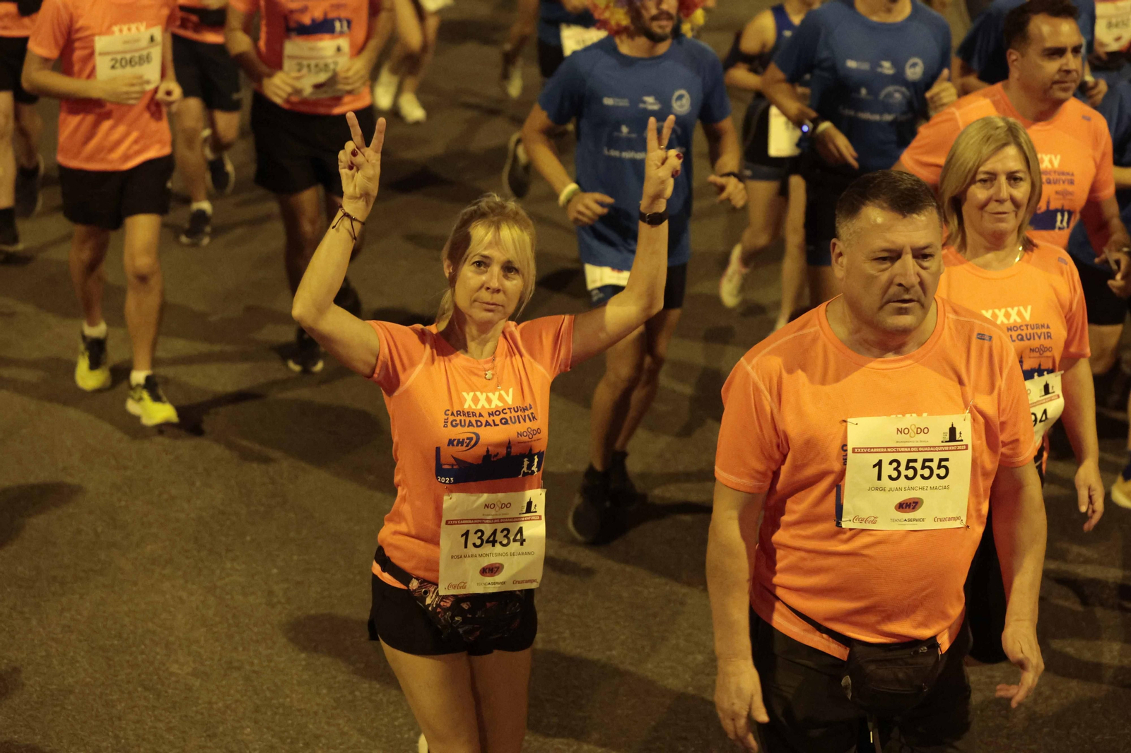 Búscate en las fotos de la Carrera Nocturna (III)