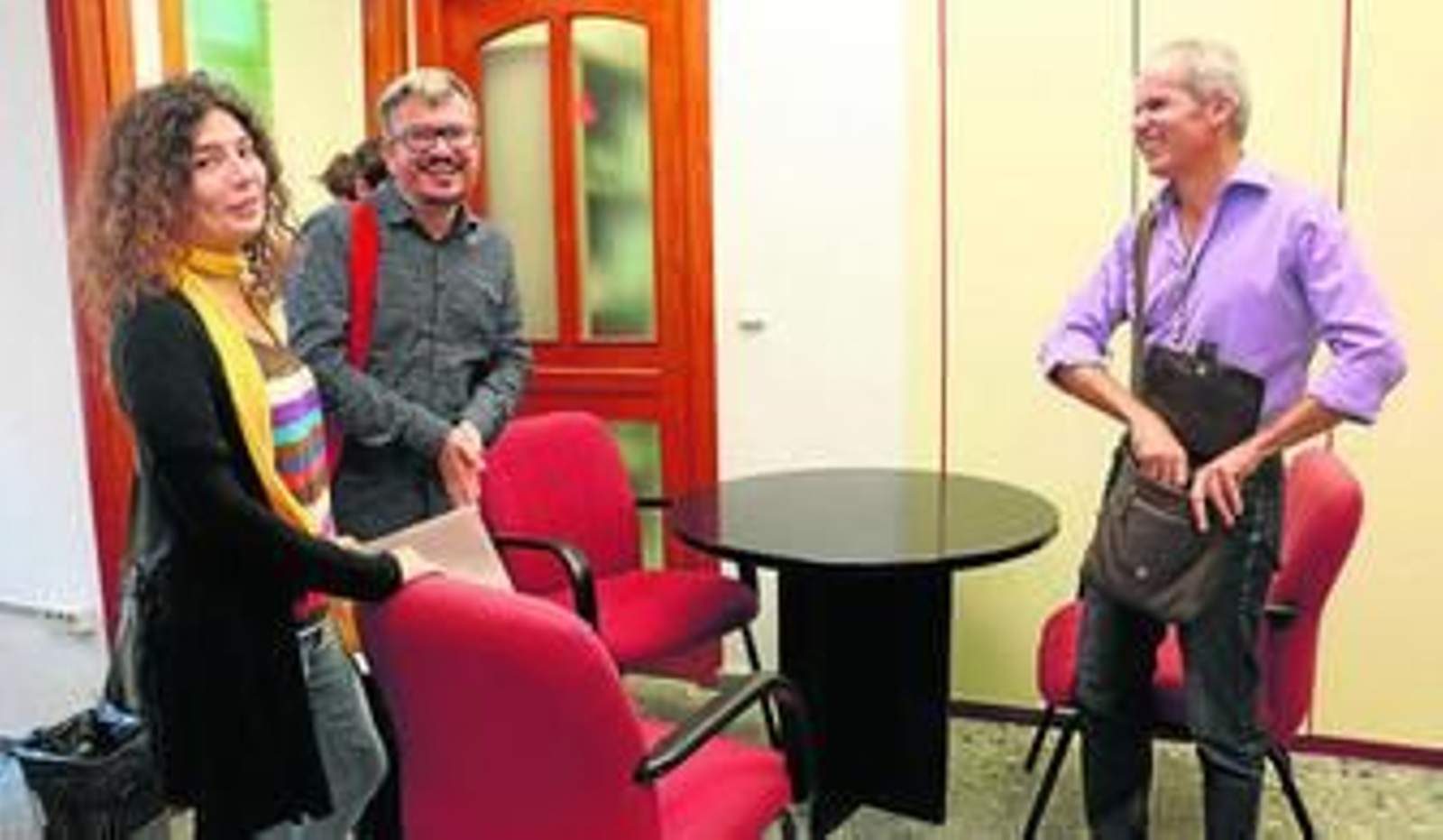 Los ediles de Ganemos Córdoba, en su nuevo despacho.