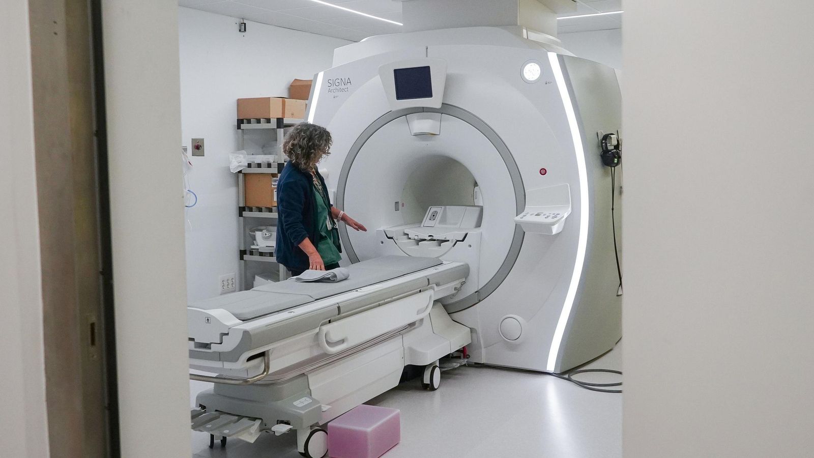 Máquina de resonancia habilitada en el Doctor Olóriz