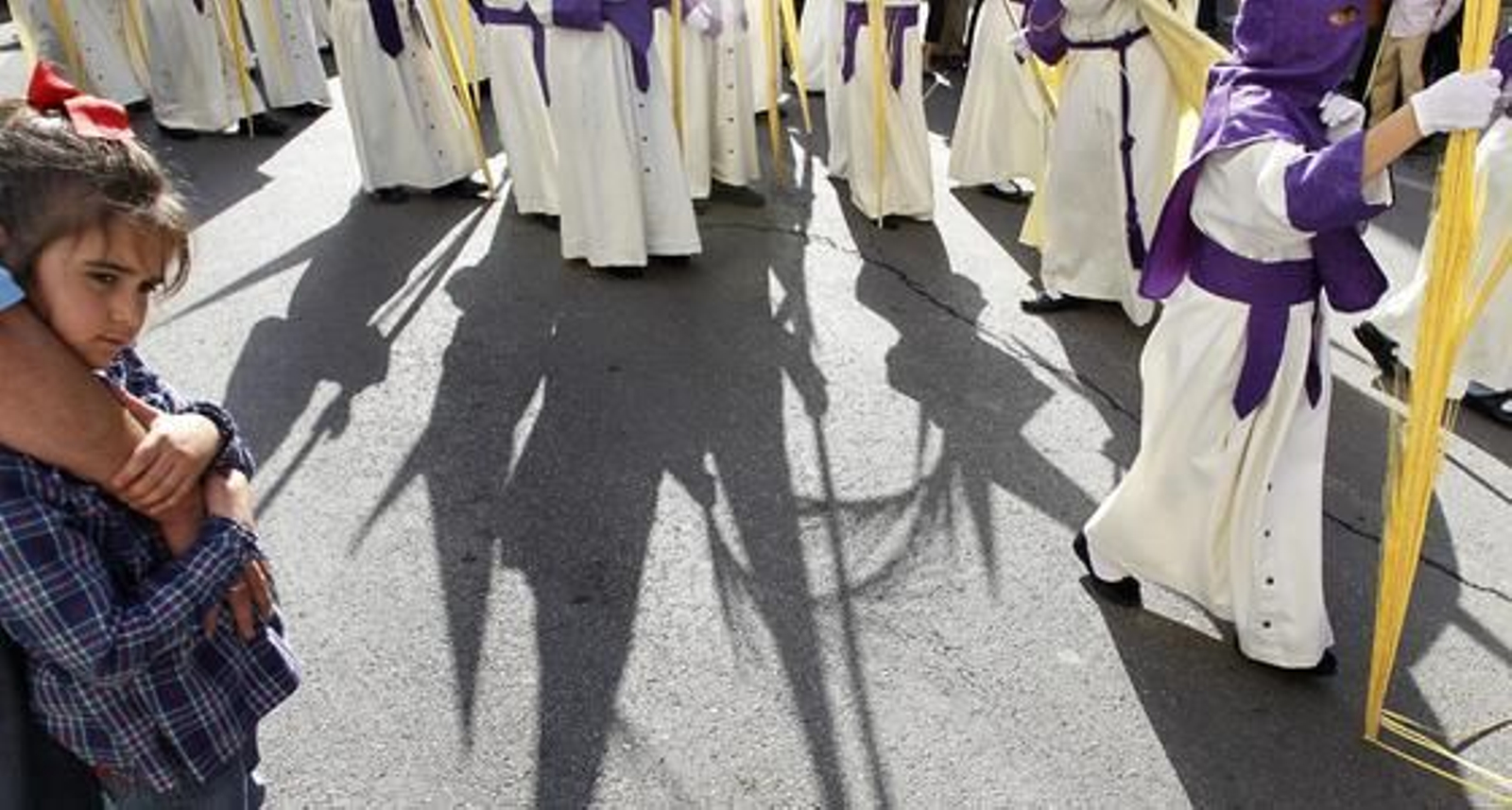 El buen tiempo acompaña a las procesiones en este primer día de Semana Santa

Foto: Sergio Camacho