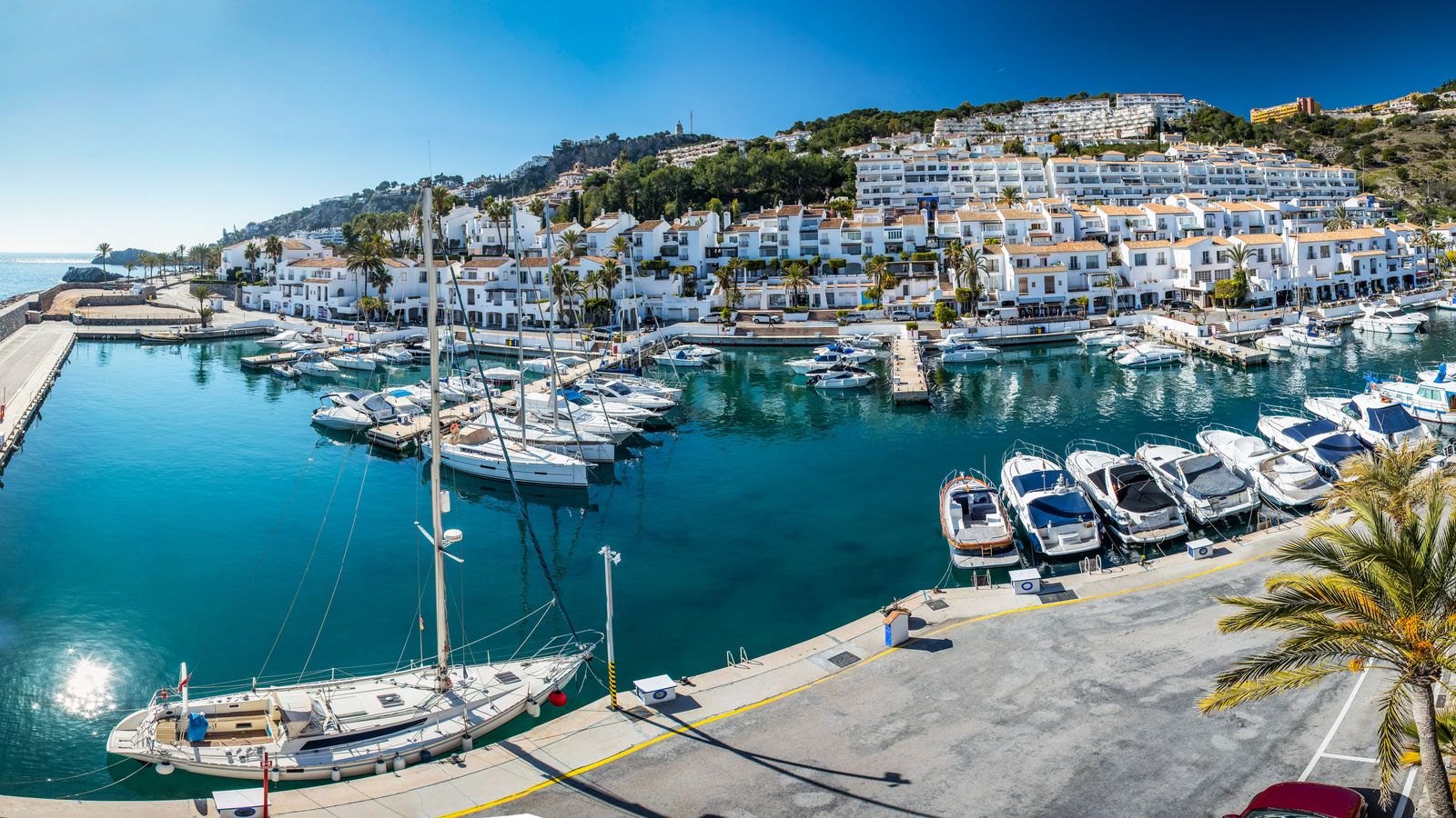 La Marina del Este con su impresionante belleza destaca en la región.