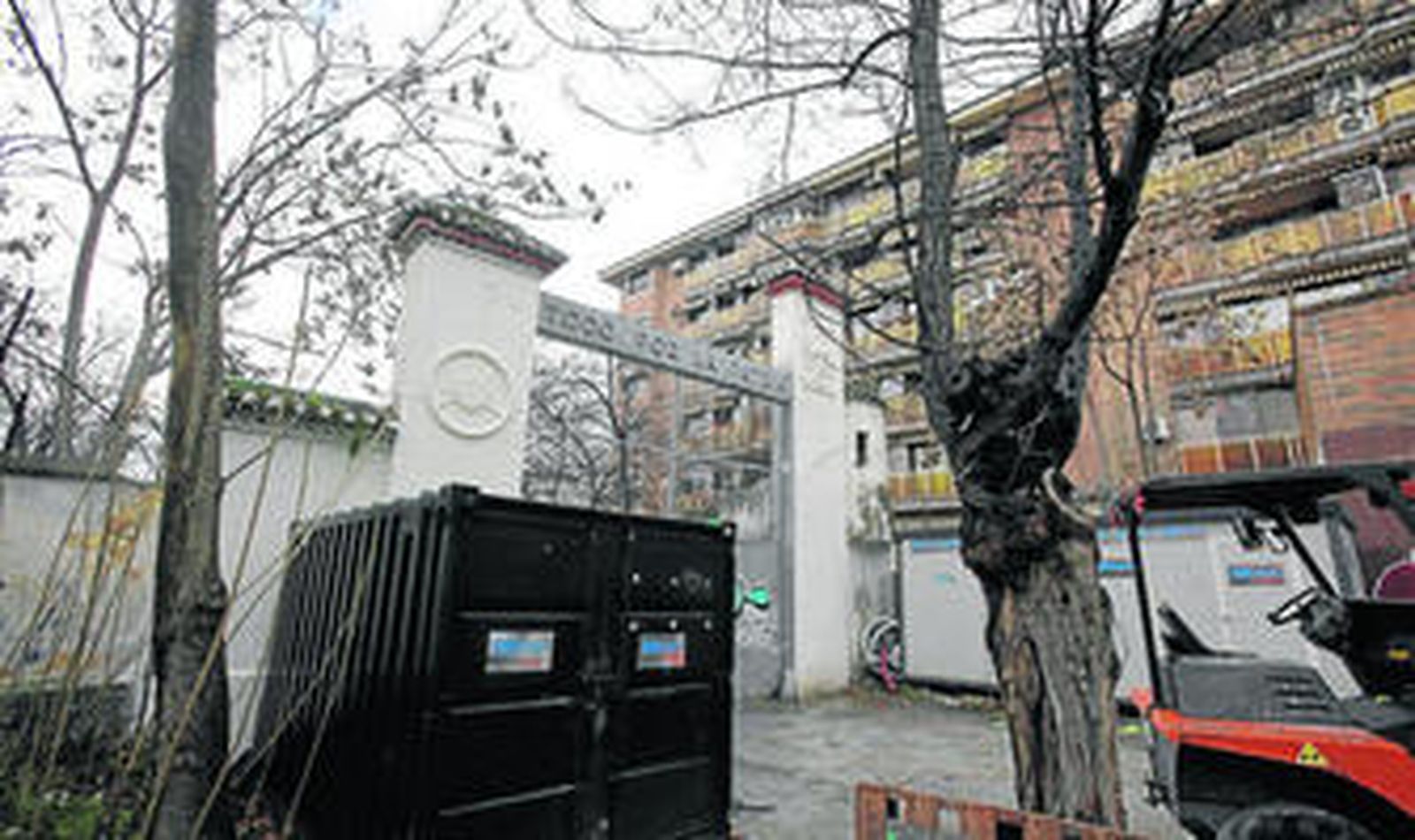 El viejo Cuartel de Automovilismo se mantiene abandonado desde hace años.