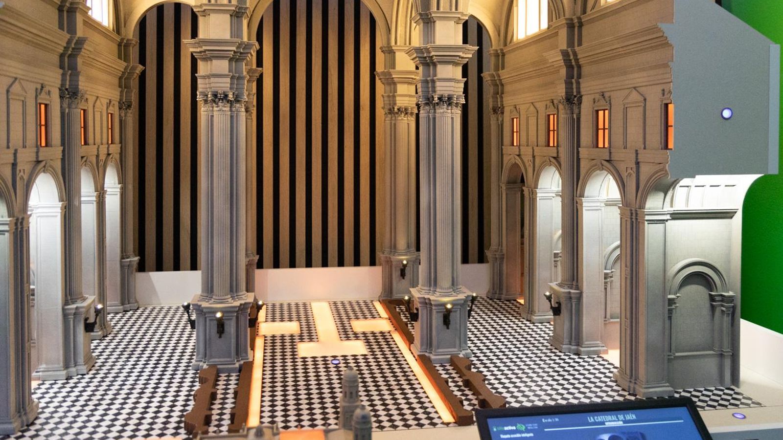 Inauguración en Jaén del Espacio Fundación Unicaja con motivo de la conmemoración del décimo aniversario de la entidad