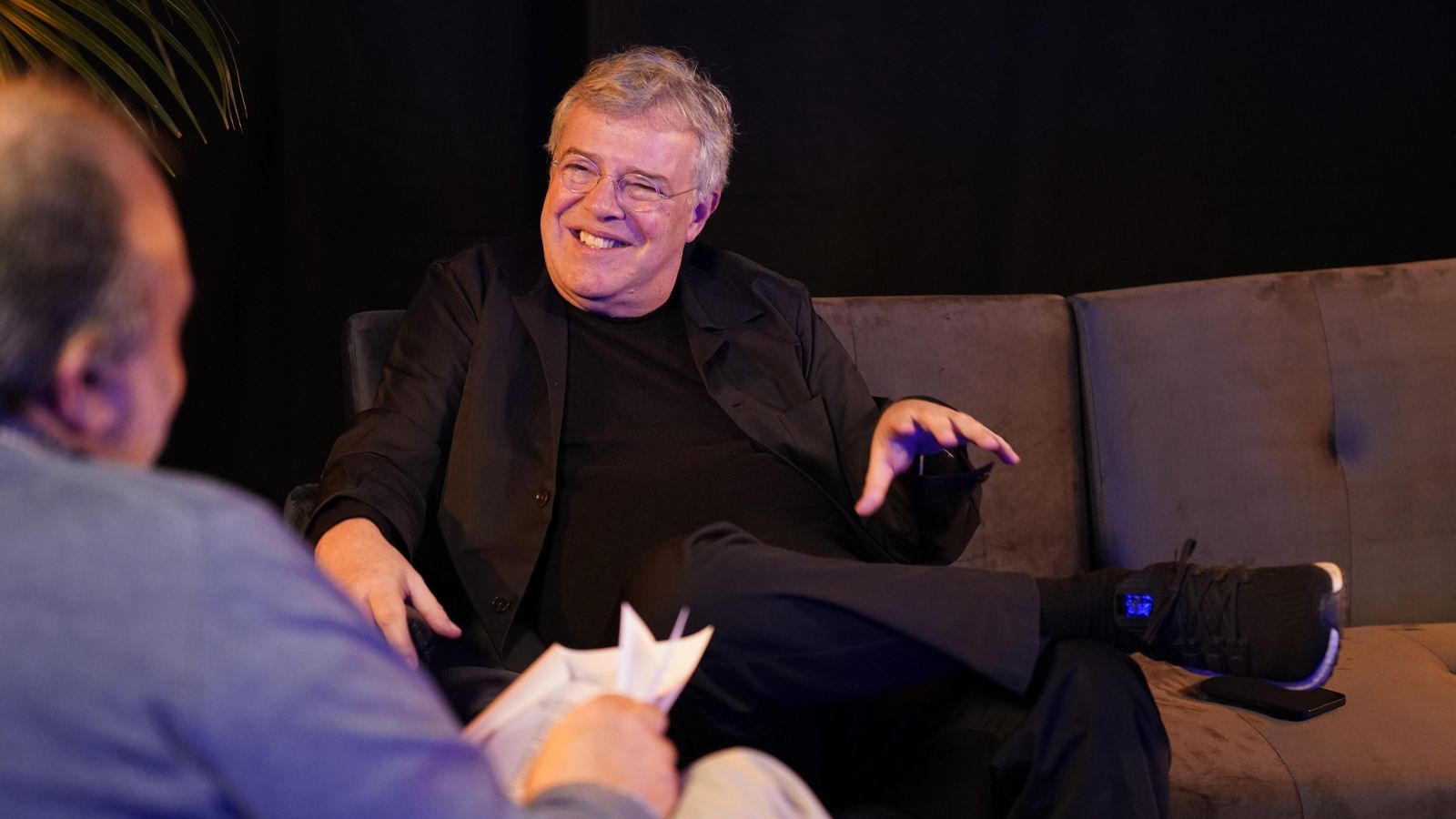 Alain Visser, CEO de Link & Co, "fijamos un precio mensual por un muy buen coche que, es de 500 euros incluyendo mantenimiento, seguros, etc; pero puedes rebajar esa cantidad porque puedes compartirlo con otras personas".