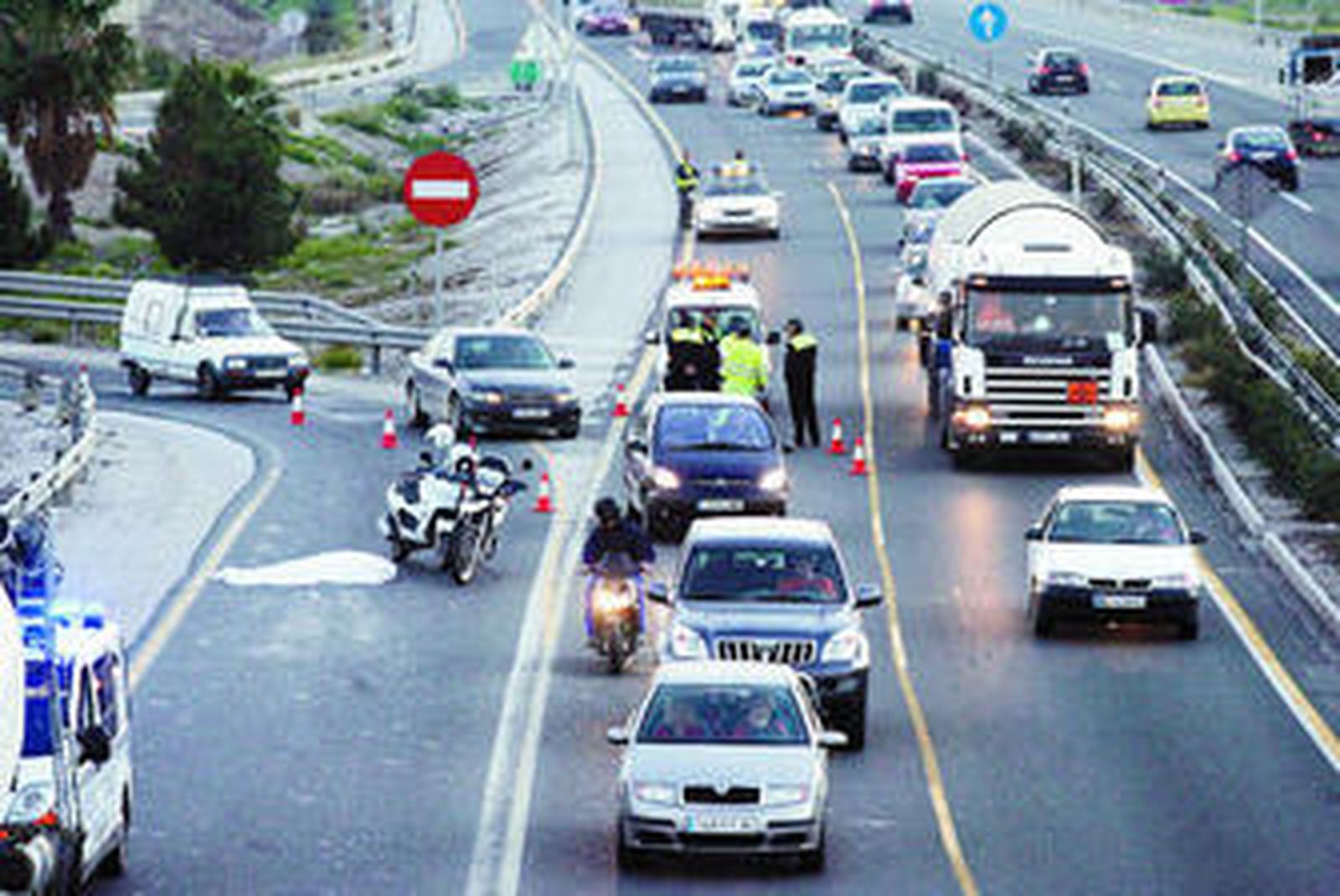 Un accidente de tráfico en la A-7.