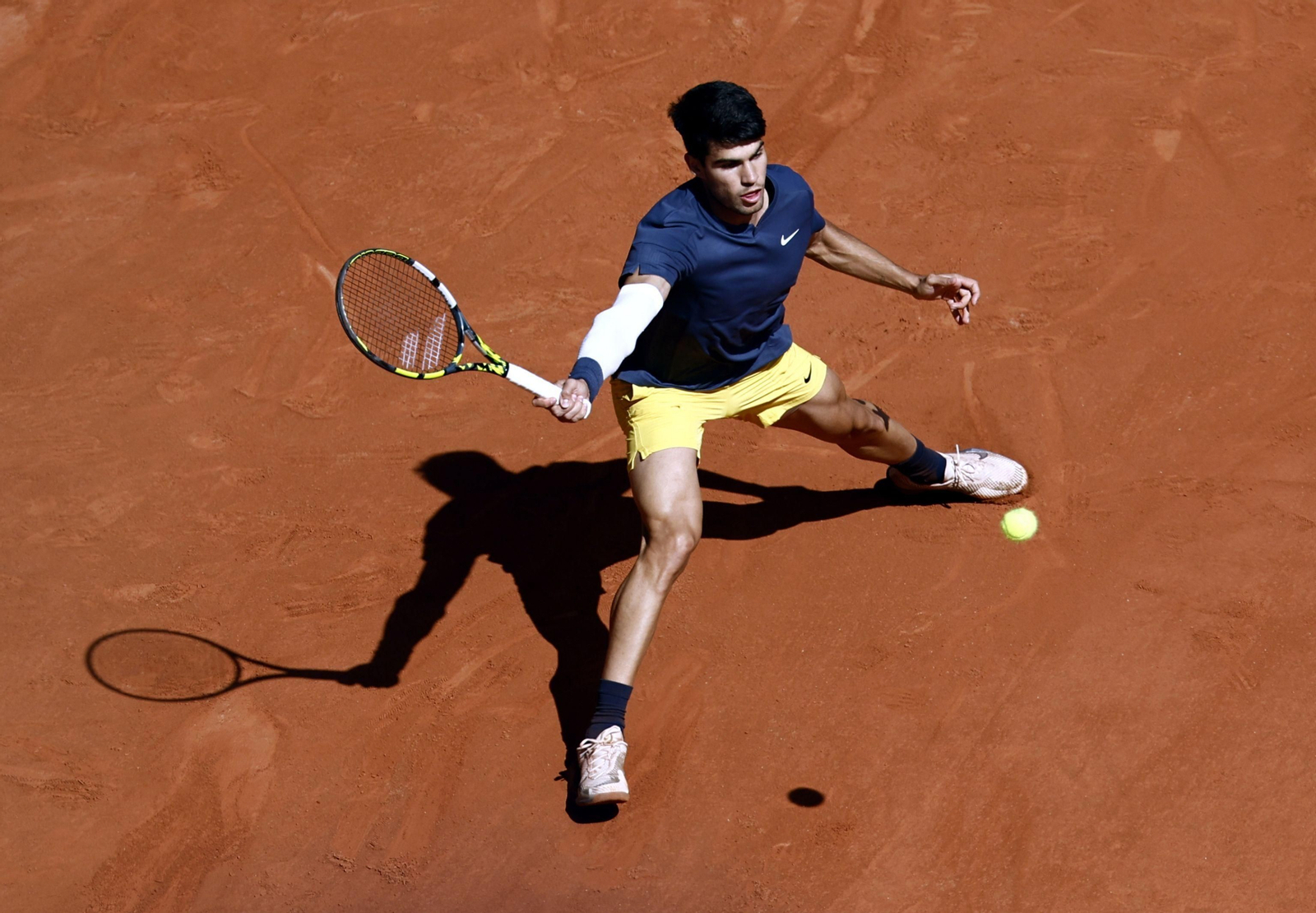 Las fotos del primer título de Carlos Alcaraz en Roland Garros
