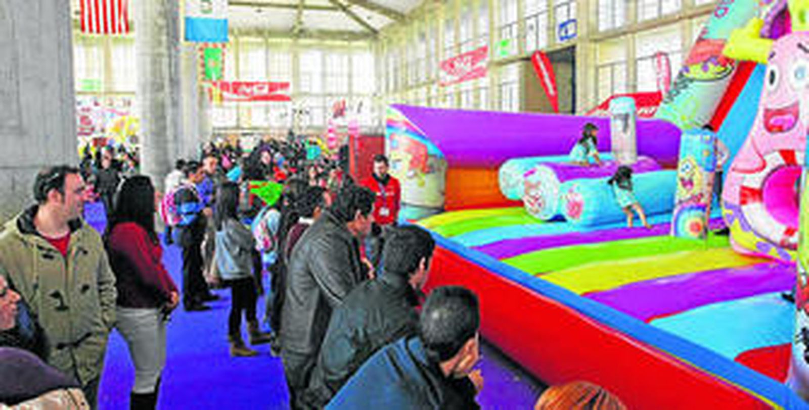 Juvelandia sigue a tope tras un paréntesis de tres días