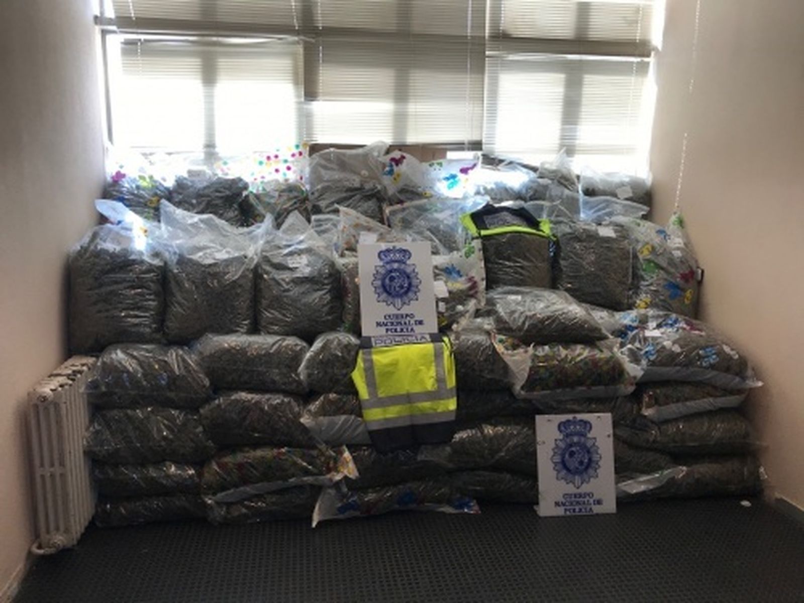 La Policía interviene en Toledo 355 kilos de cogollos de marihuana vinculados a Huelva