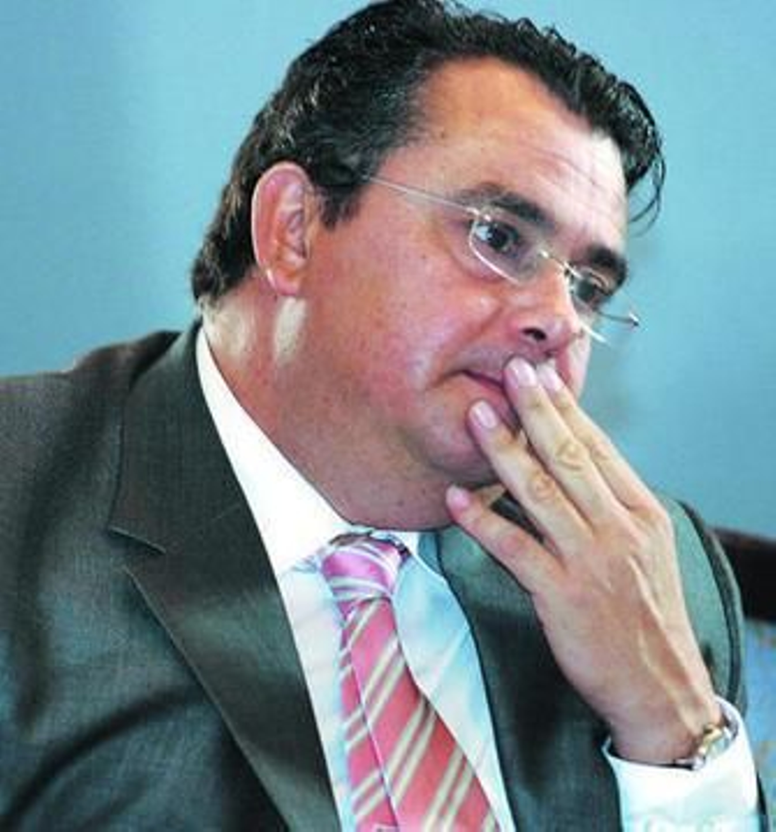 Enrique Moresco, fotografiado durante una reciente entrevista en el despacho de la Alcaldía de El Puerto.