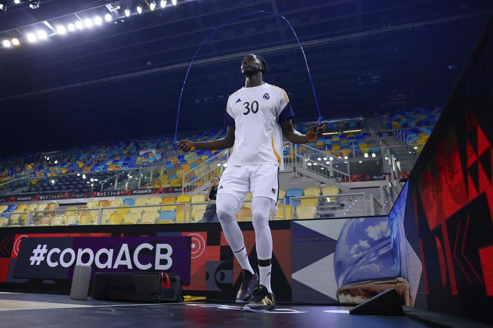 El Unicaja, campeón de Copa: Todas las imágenes del partido, la fiesta y la llegada a Málaga