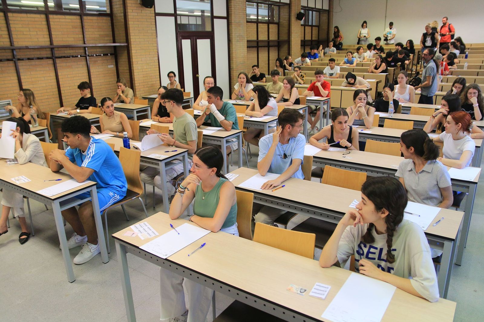 Primer día de las pruebas de acceso a la universidad, en la UAL (foto de archivo del año pasado)