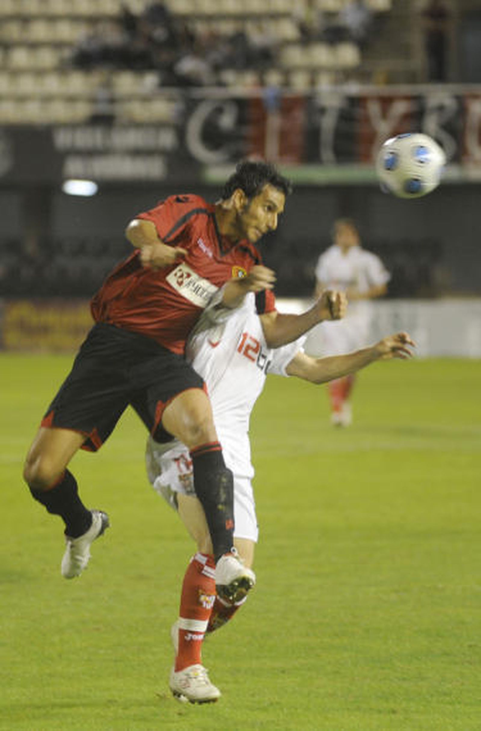 Vídeo: El delantero del Ciudad de Lucena que le hizo un doblete al Sevilla de Luis Fabiano