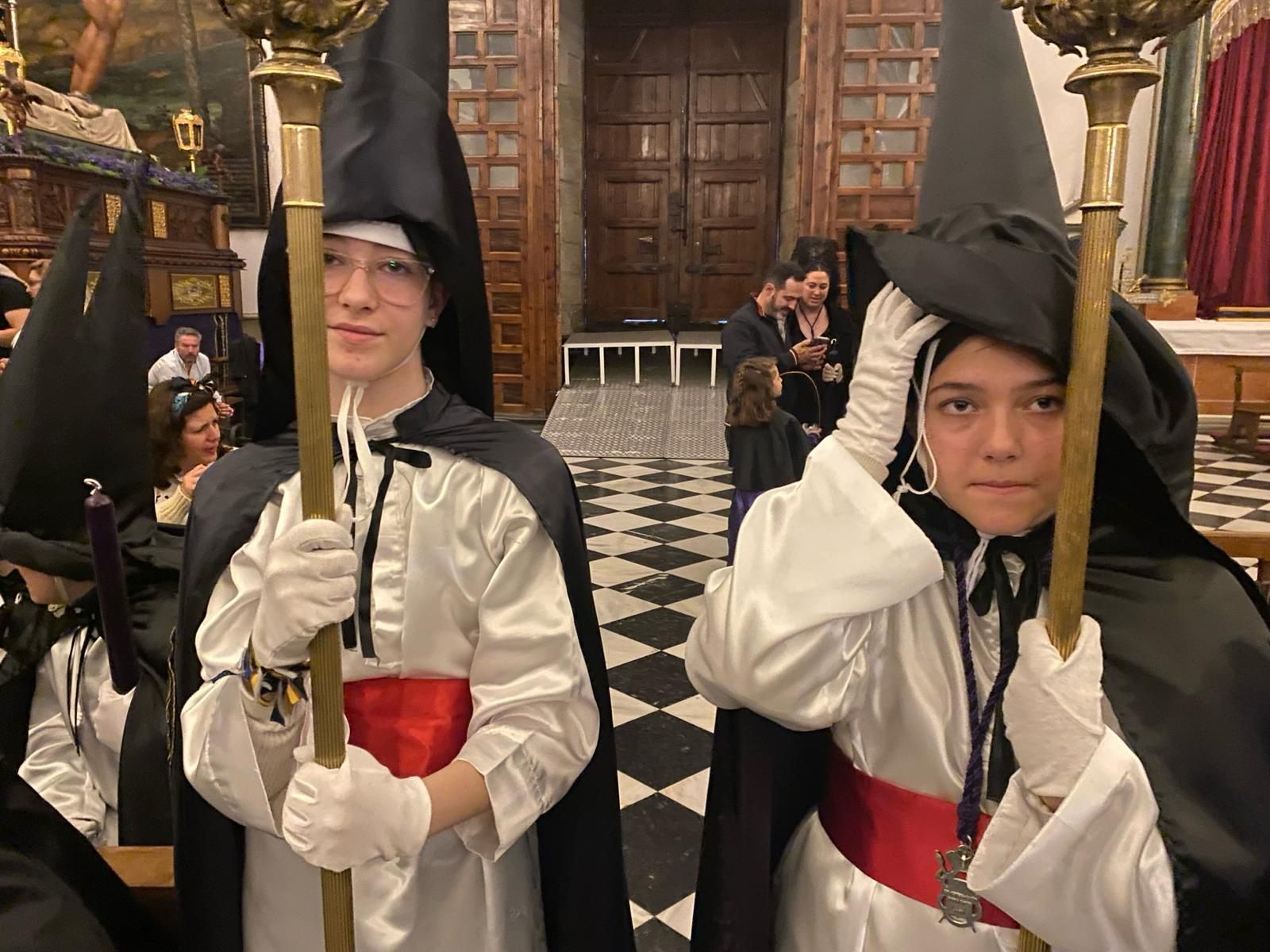 En imágenes: Primera suspensión en la tarde del Jueves Santo