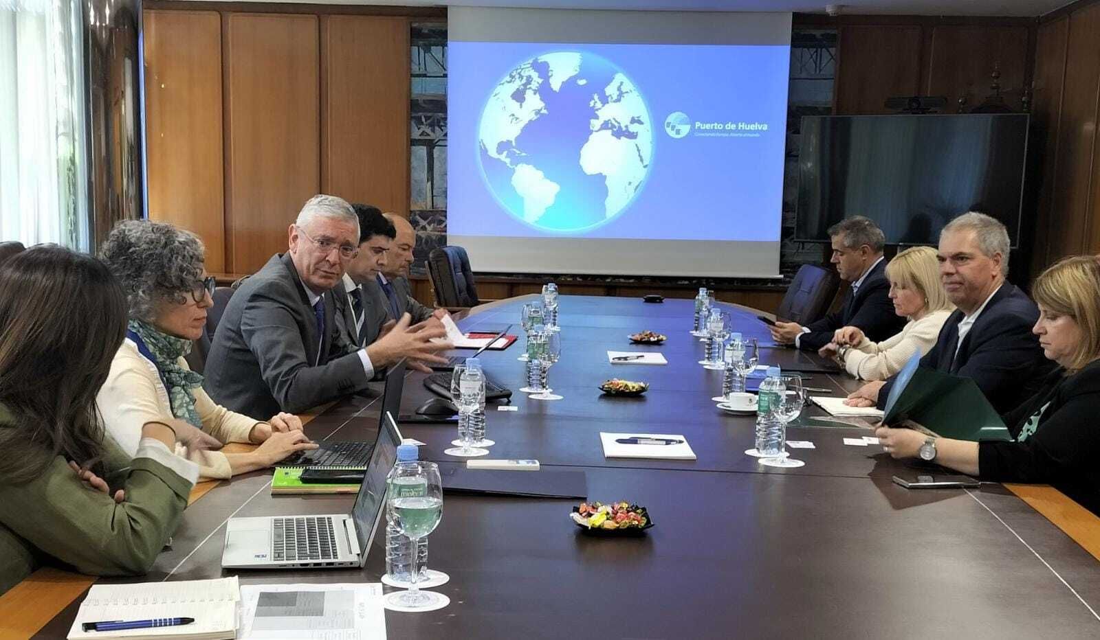 Visita de la delegación de Lisboa y Setúbal al Puerto onubense