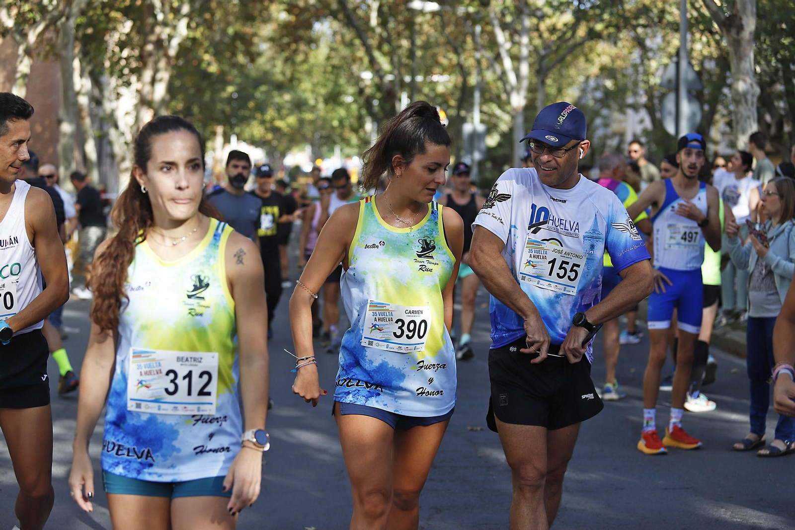 Imágenes de la 35 vuelta a Huelva 2022