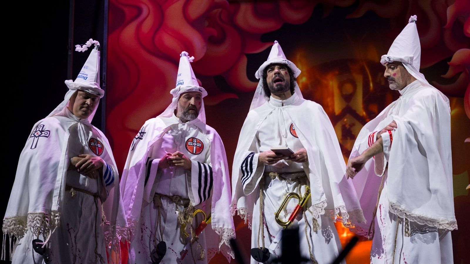 El cuarteto 'Ku Klux Klan Klan', en la actuación de preliminares