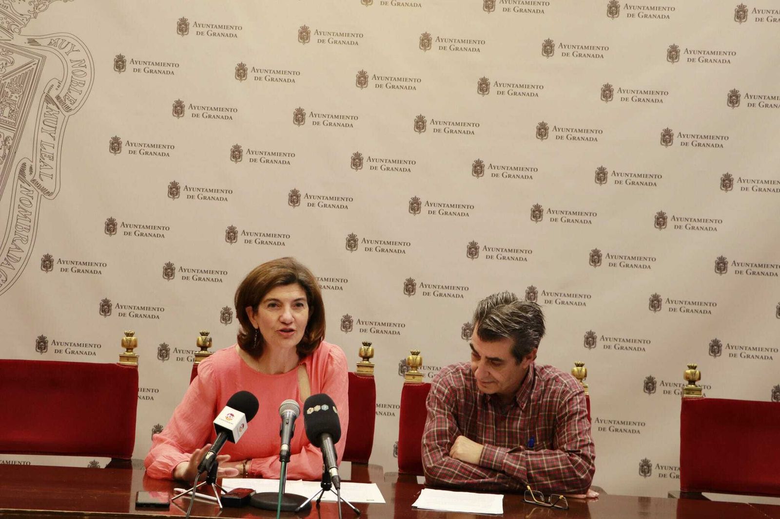 Profesiones masculinizadas: sólo el 7% de policías locales y el 3% de bomberos de Granada son mujeres