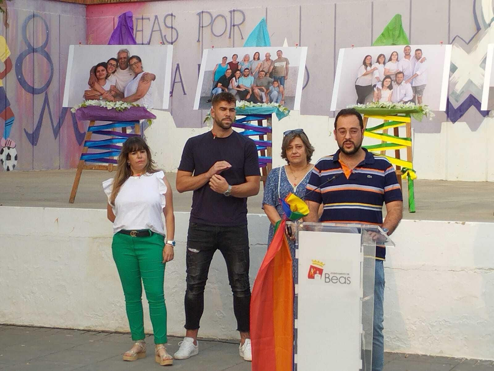 El Día Internacional del Orgullo en Beas. El Día Internacional del Orgullo en Beas.